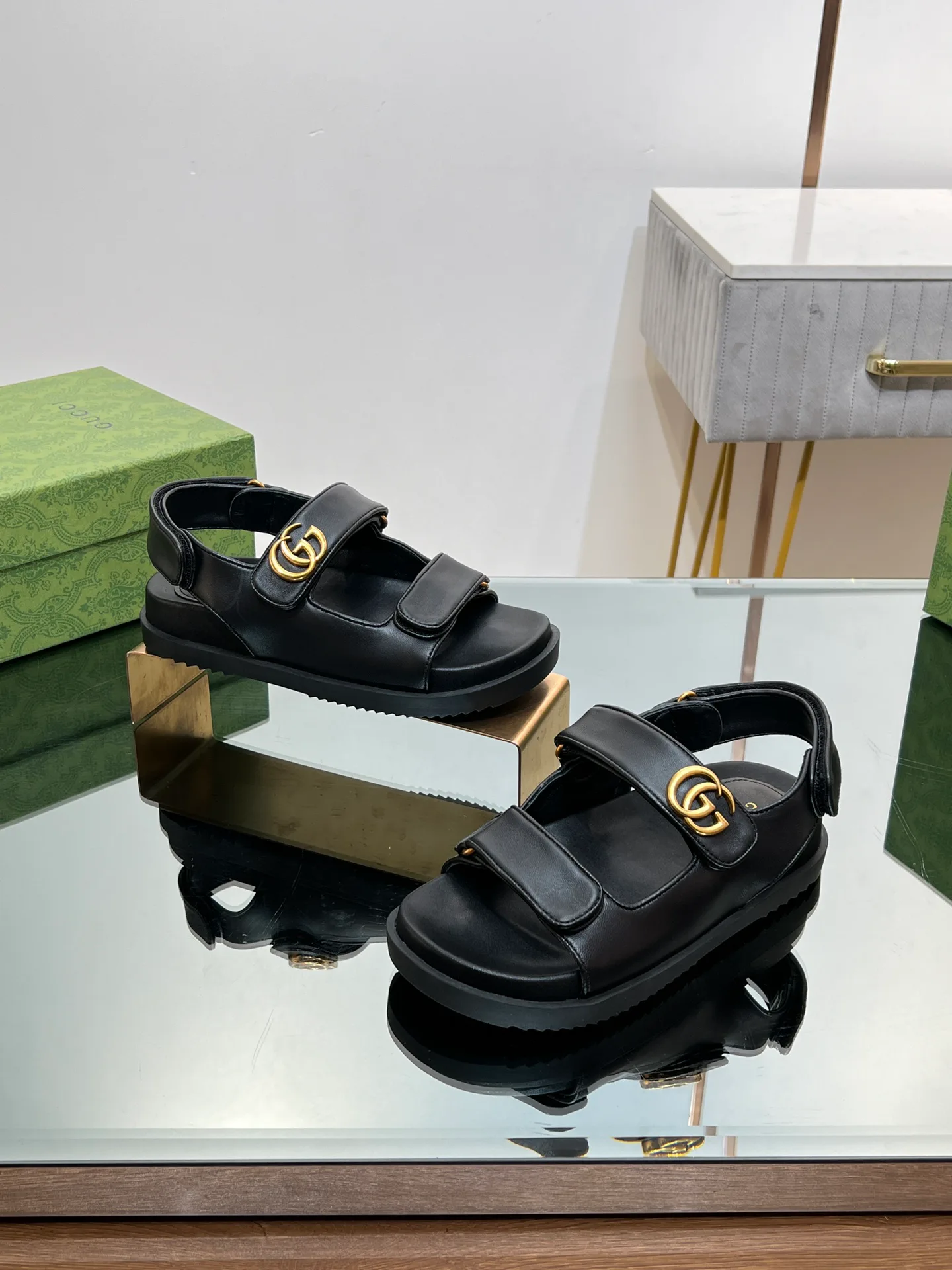 Сандалии Женские Gucci 21086