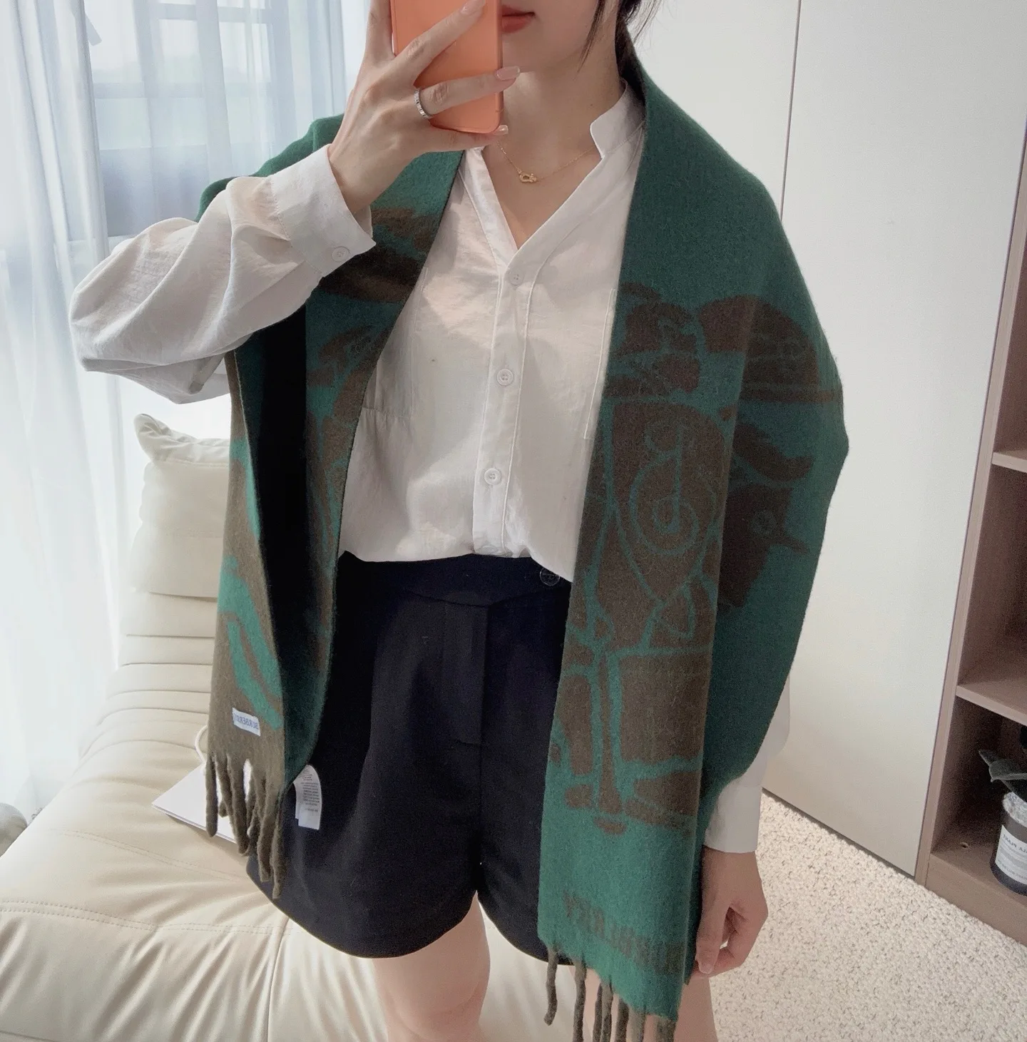 Шарфы Burberry 18401221