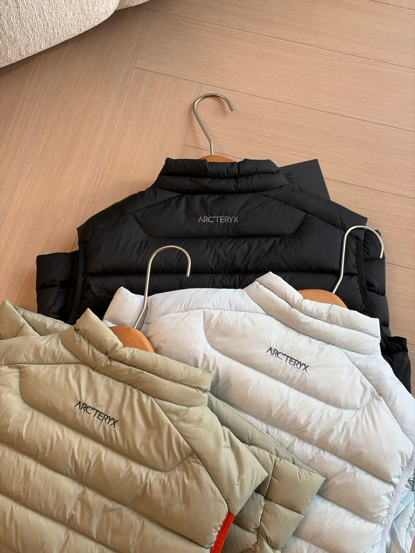 Жилеты Женские Arcteryx 18694641