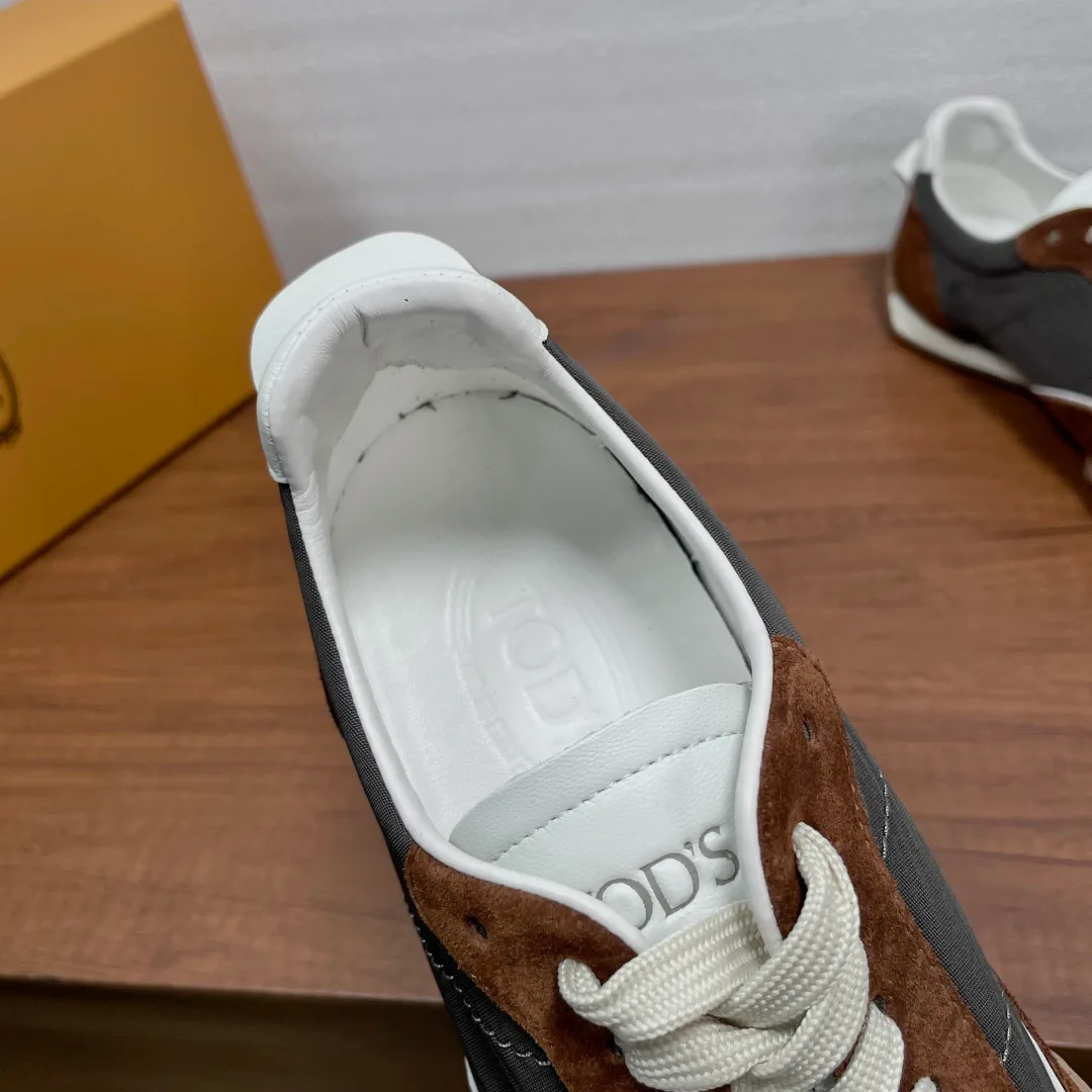 Кроссовки Женские Tod's 18626535