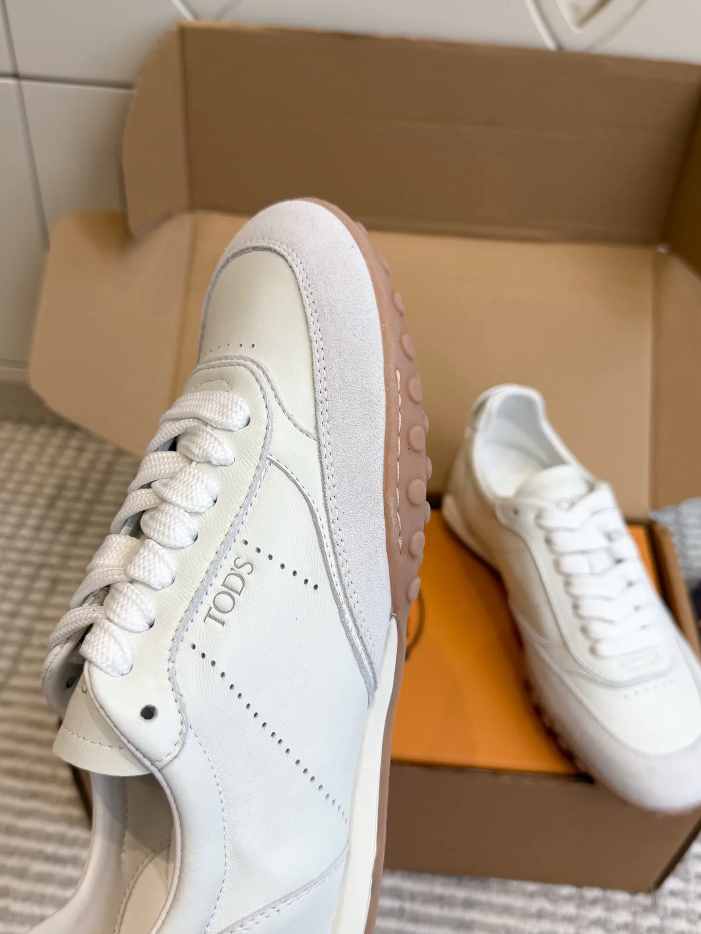 Кроссовки Женские Tod's 18360488