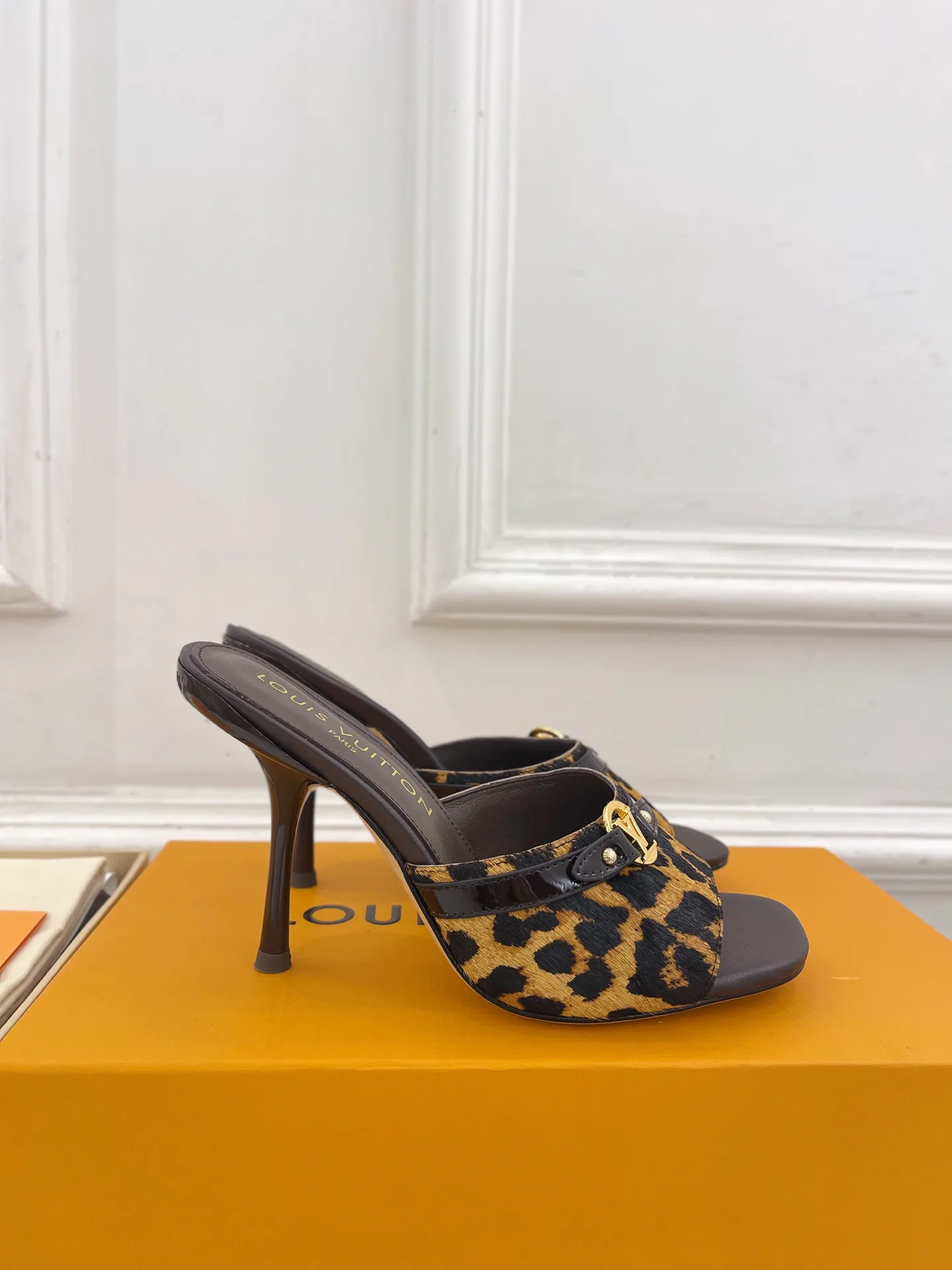 Туфли Женские Louis Vuitton 11458163