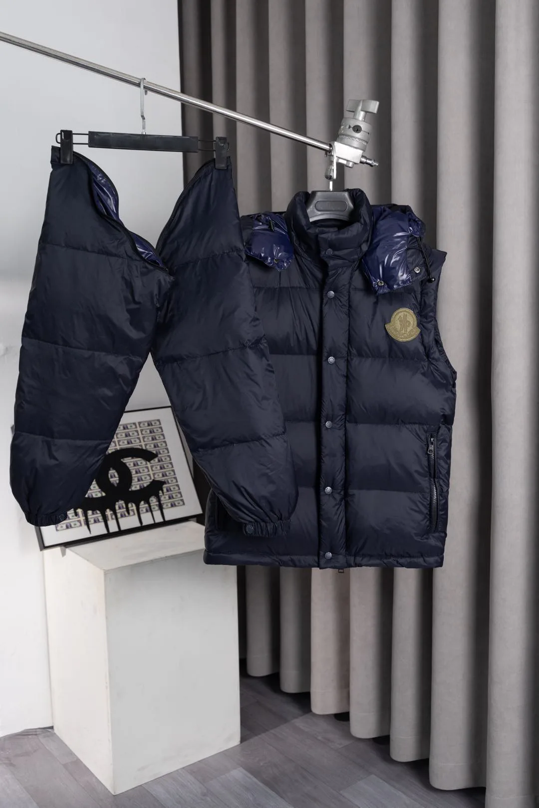 Куртки И Пуховики Женские Moncler 6378574
