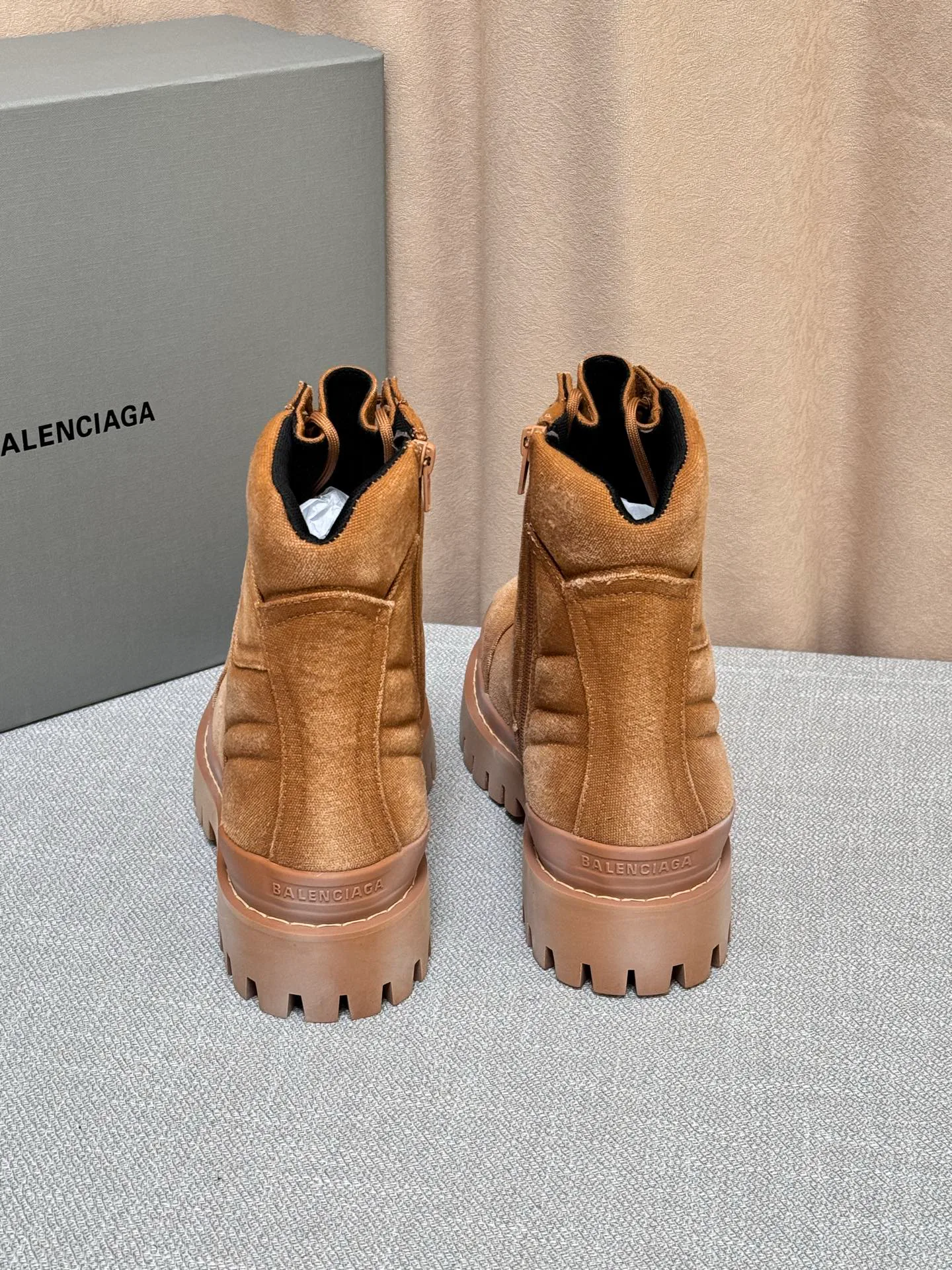 Ботинки Мужские Balenciaga 13942893