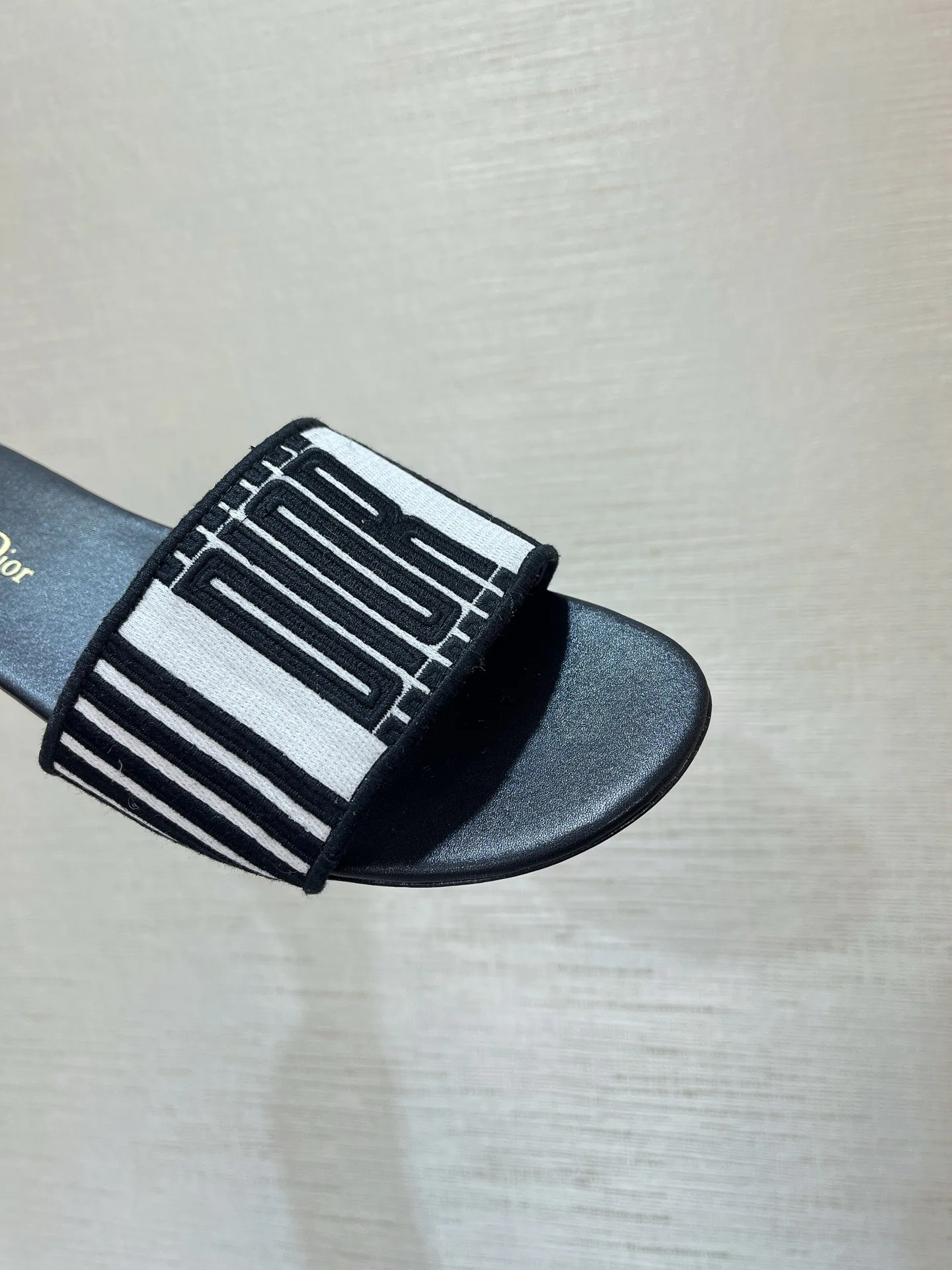 Шлепанцы Женские Christian Dior 36463