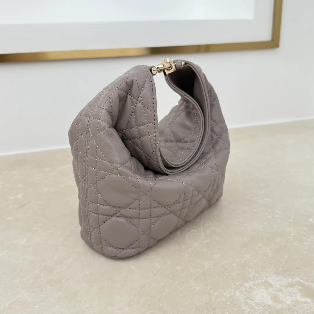 Классические Сумки Женские Christian Dior 18116264