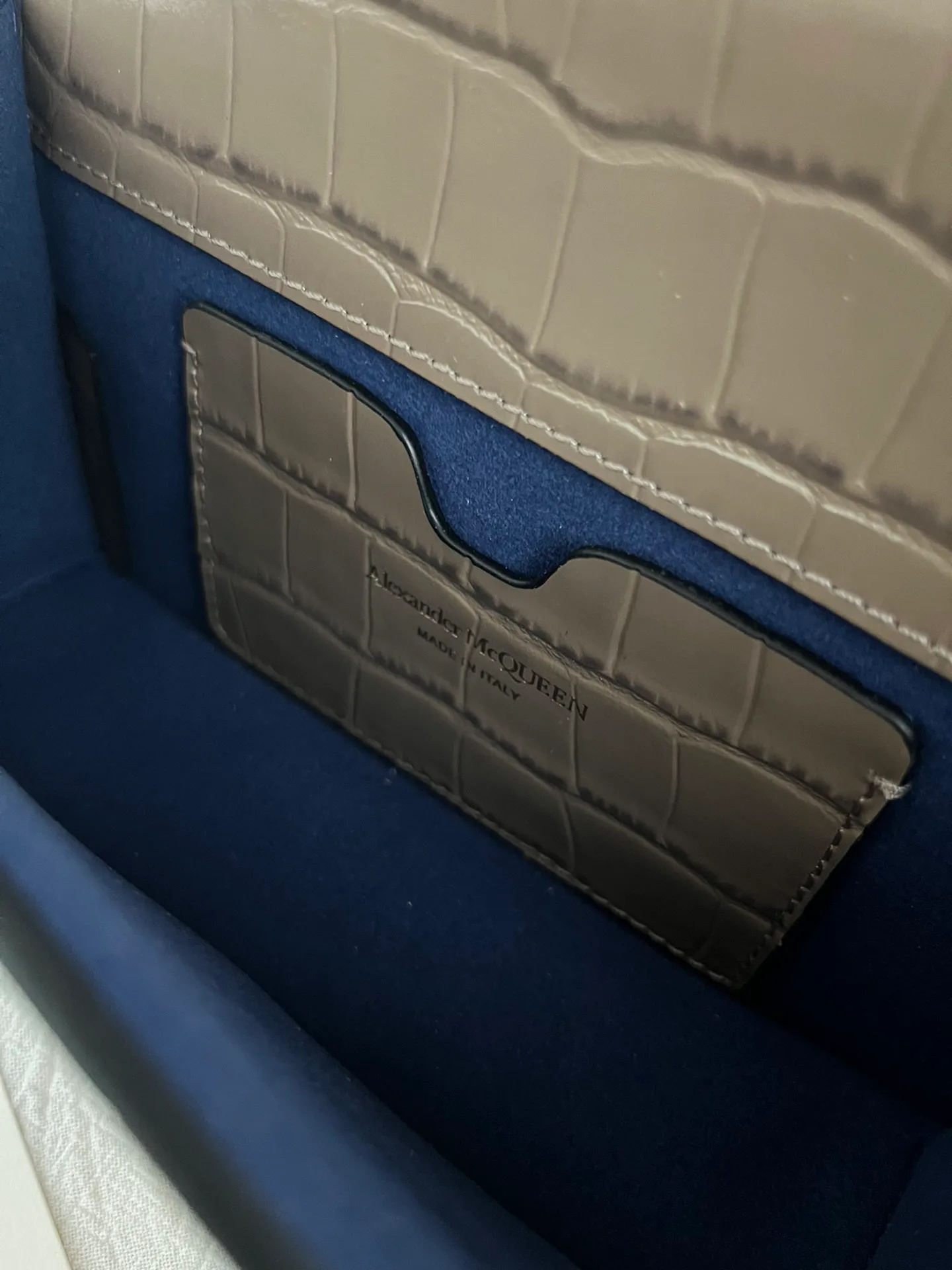 Сумки На Ремне Женские Alexander Mcqueen 4755283