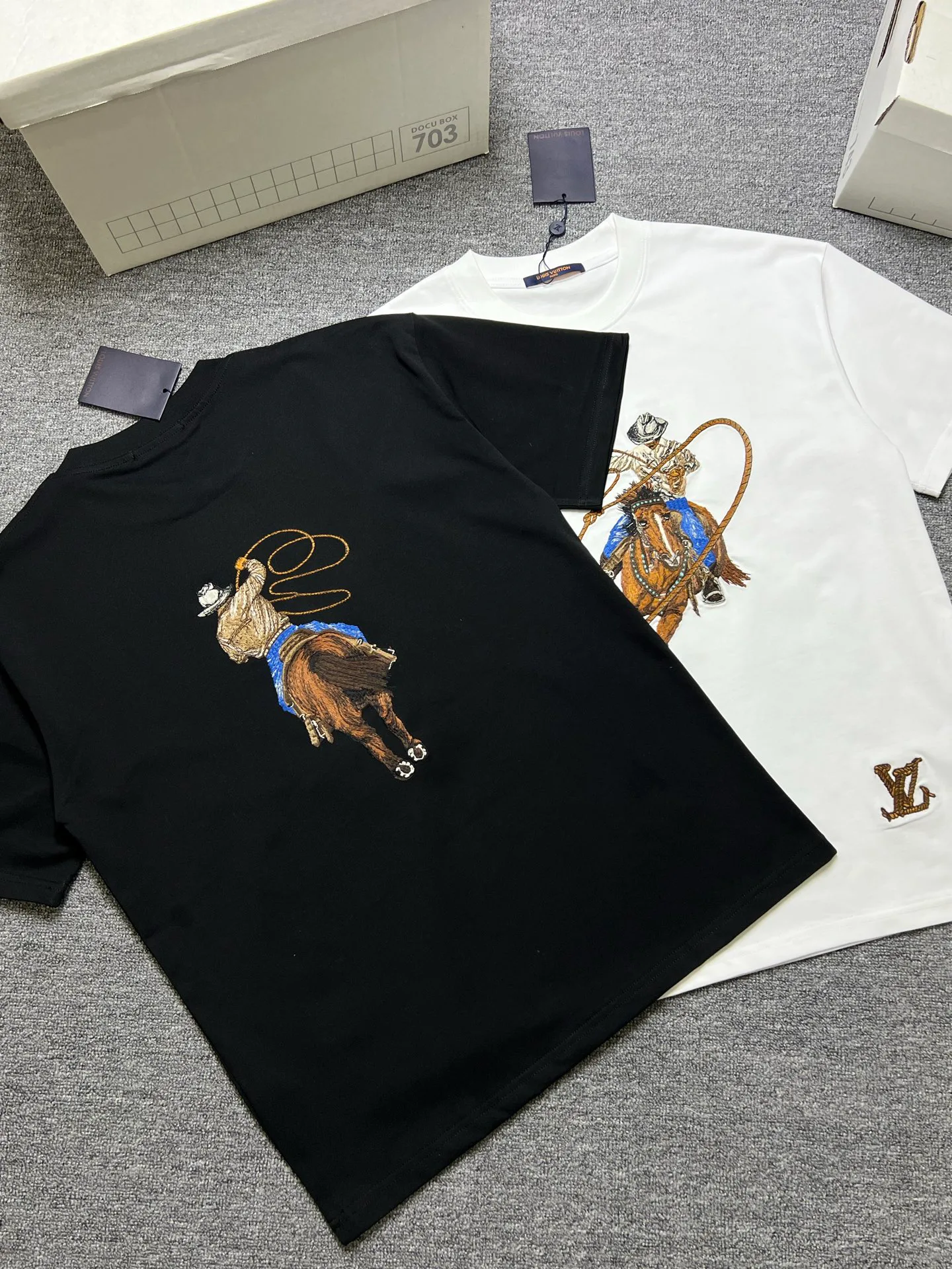 Футболки Женские Louis Vuitton 1859914