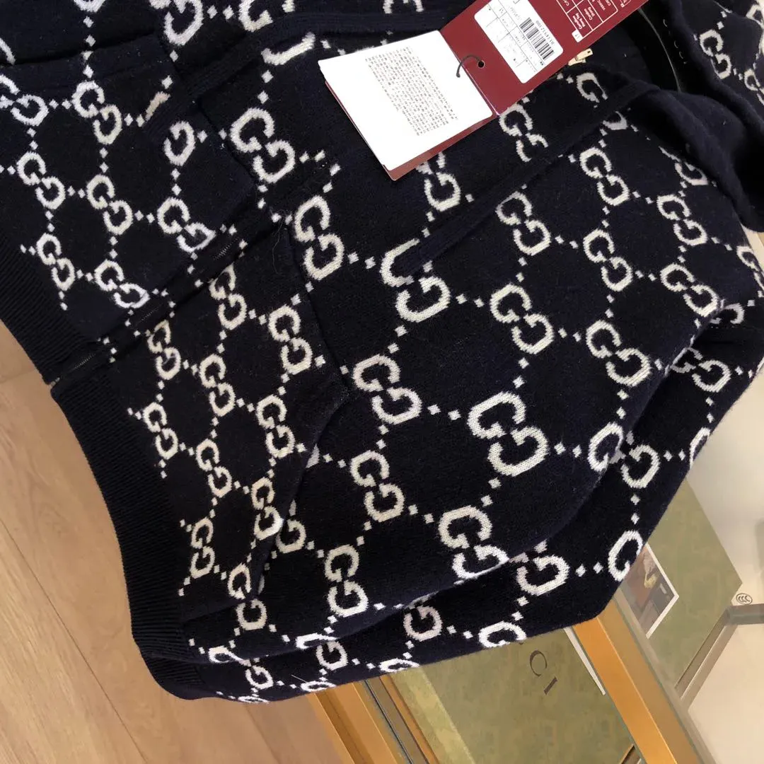 Куртки И Пуховики Женские Gucci 925182