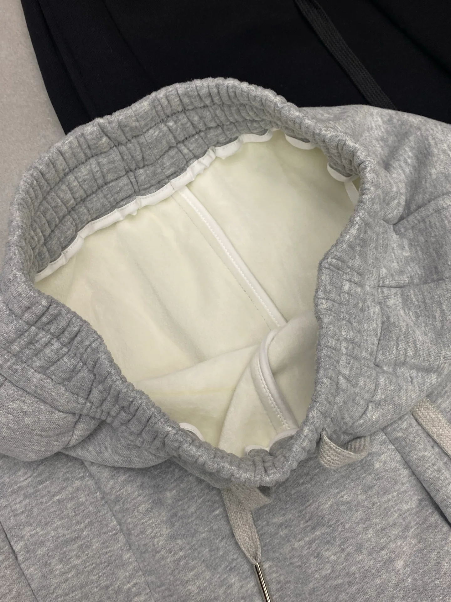 Брюки Женские Moncler 365330