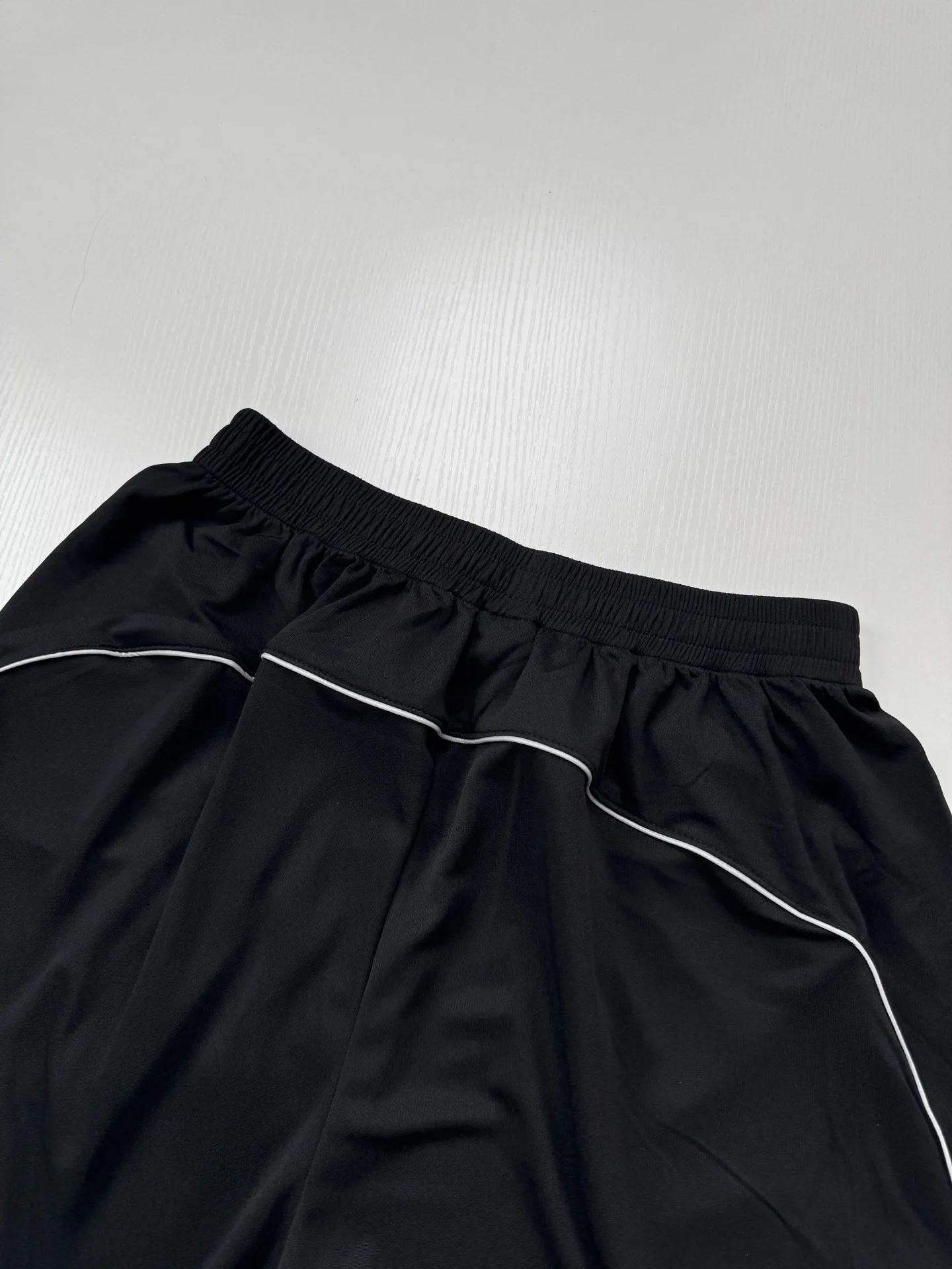 Шорты Мужские Balenciaga 17585905