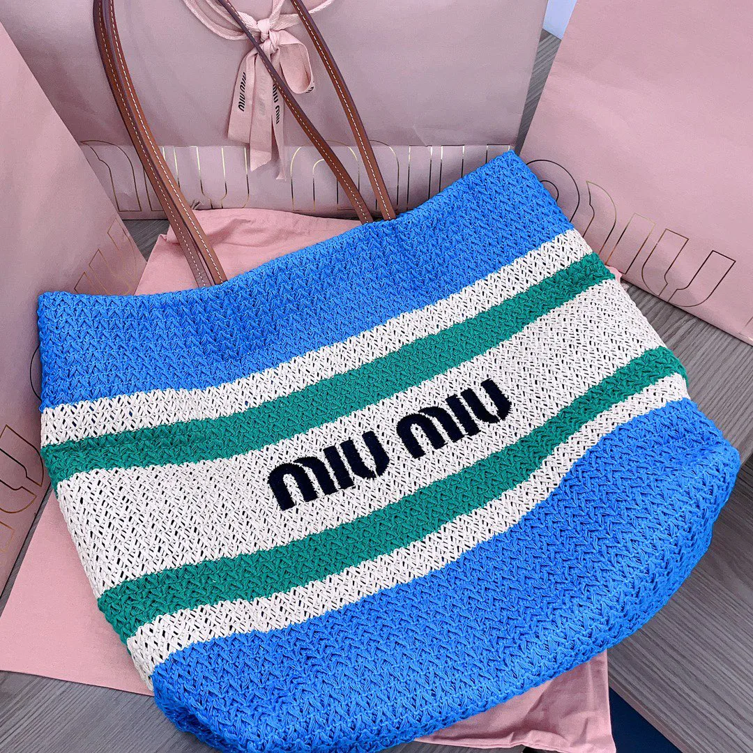 Классические Сумки Женские Miu Miu 445101