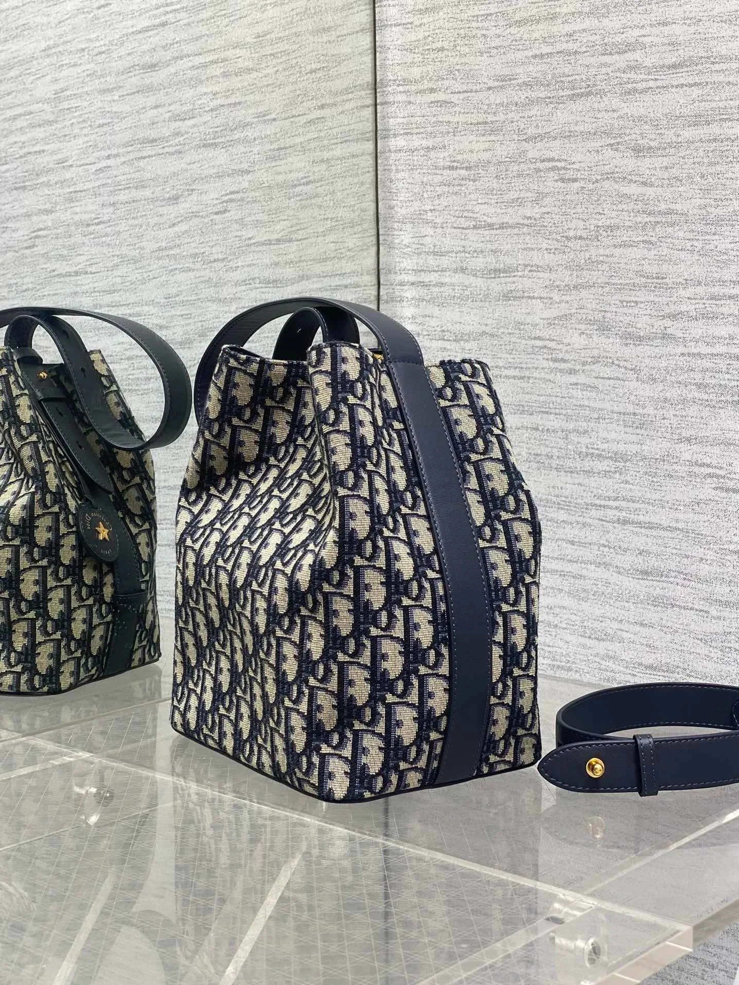 Сумки На Ремне Женские Christian Dior 11665029