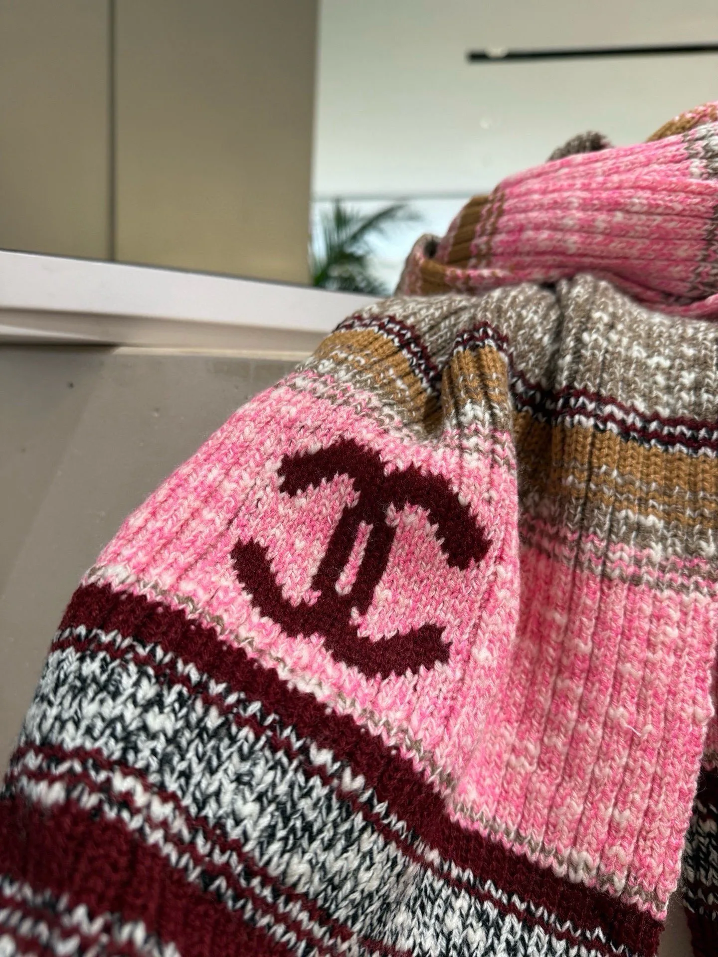 Шарфы Chanel 18627379