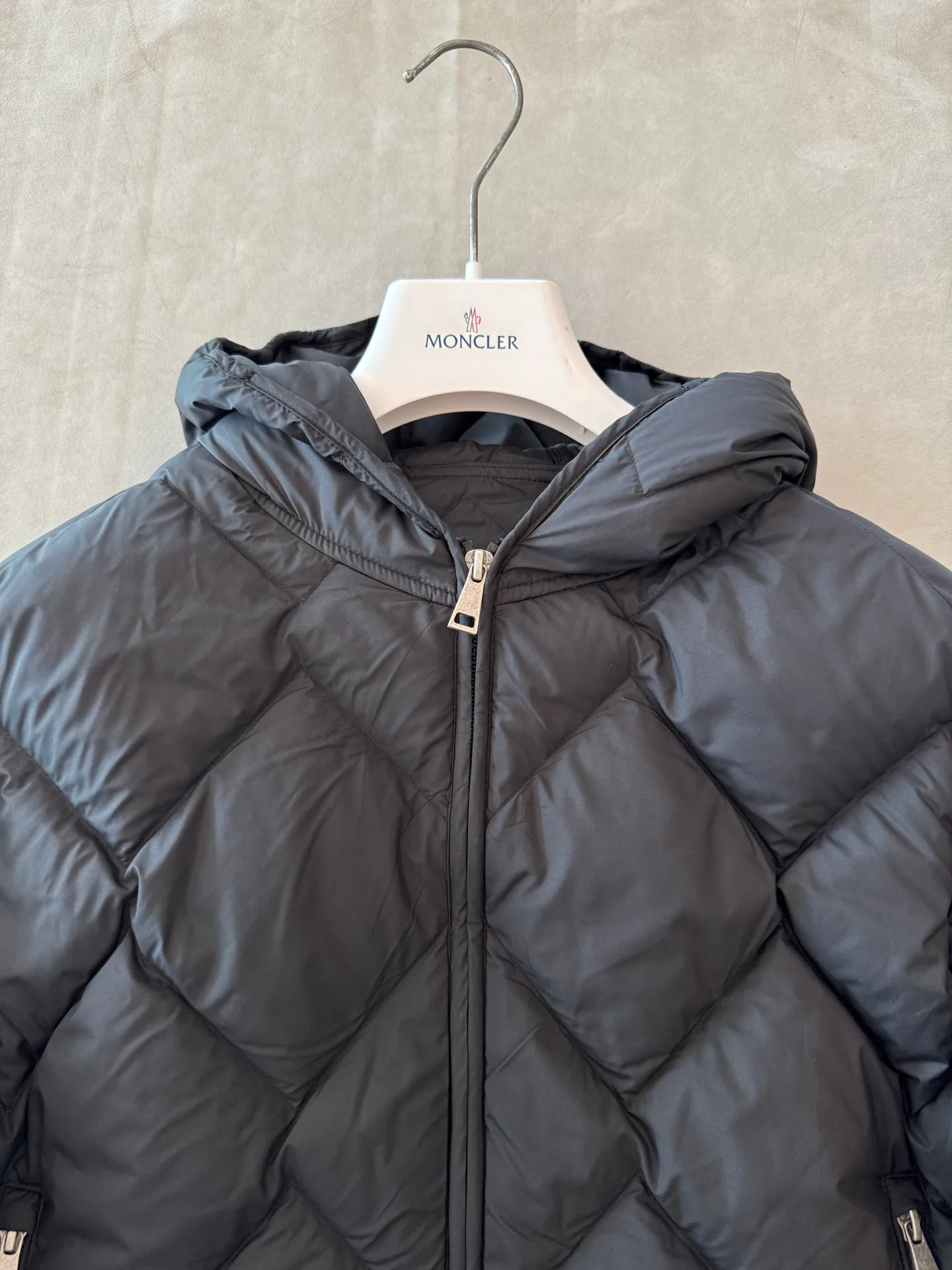 Куртки И Пуховики Женские Moncler 18869518