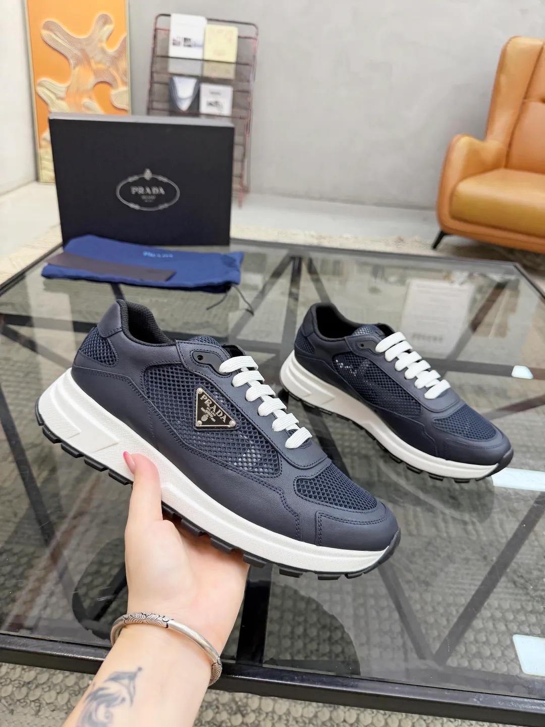 Кроссовки Мужские Prada 18346373