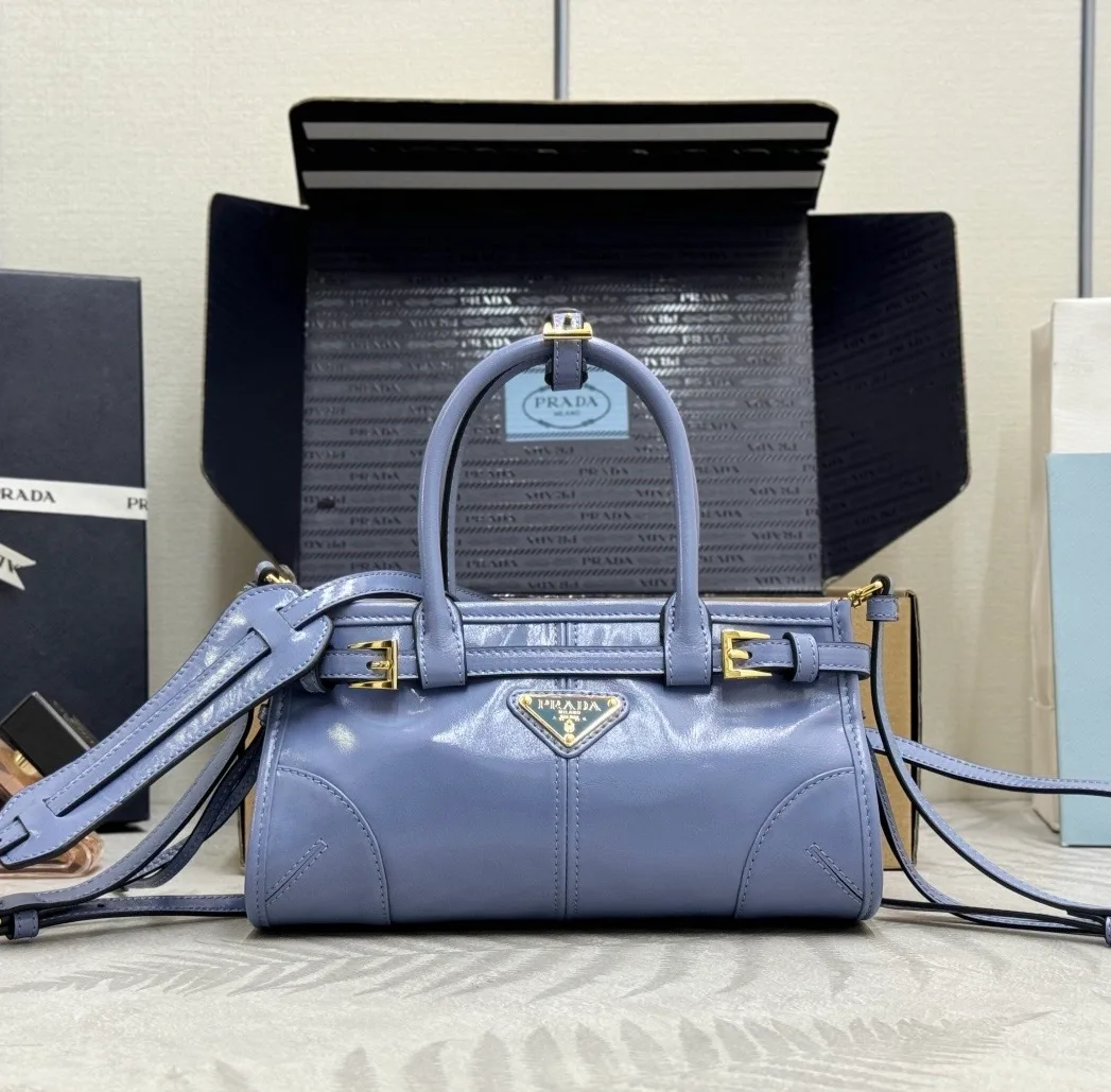 Сумки На Ремне Женские Prada 11682121