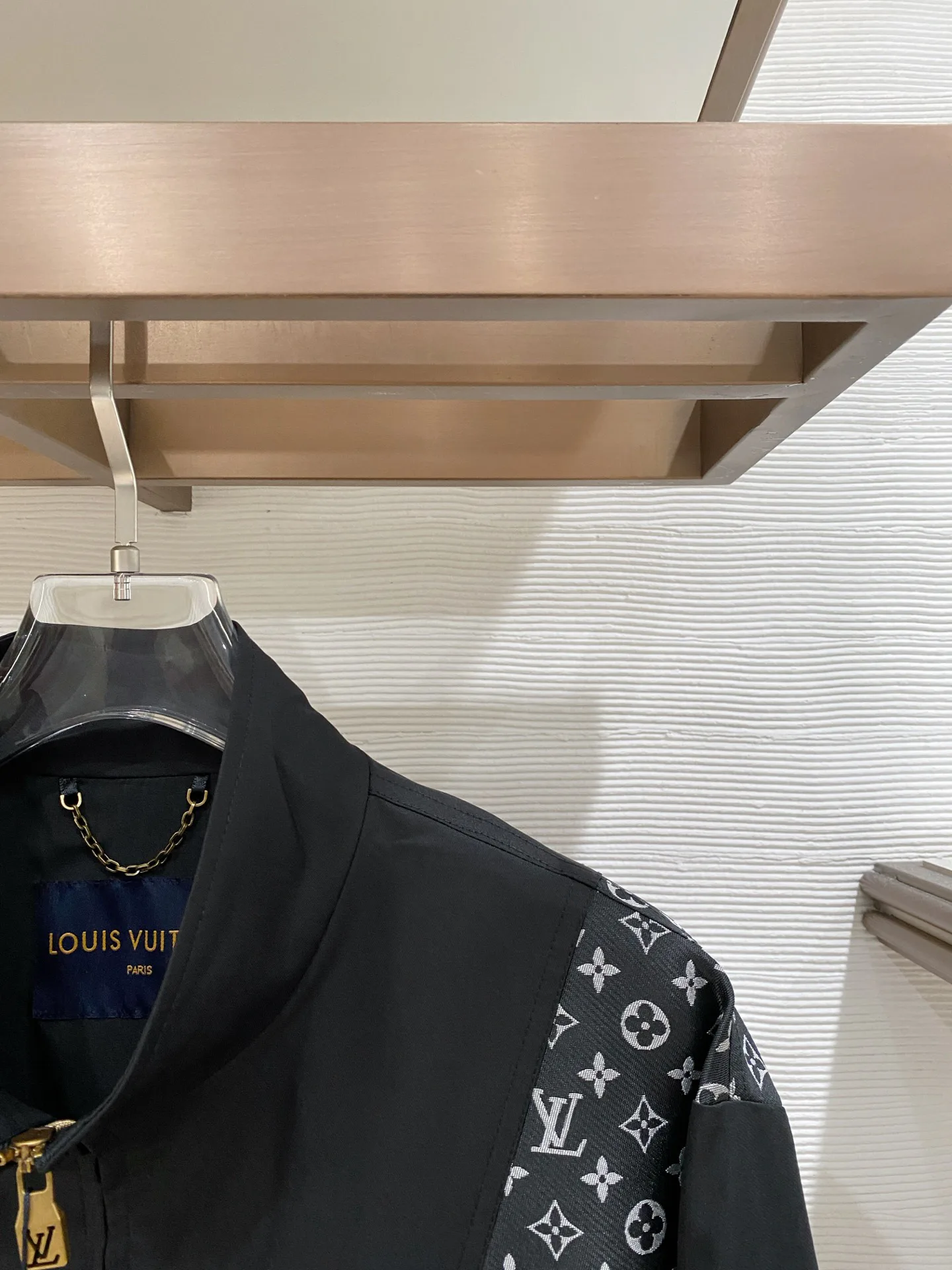 Куртки И Пуховики Мужские Louis Vuitton 4600947