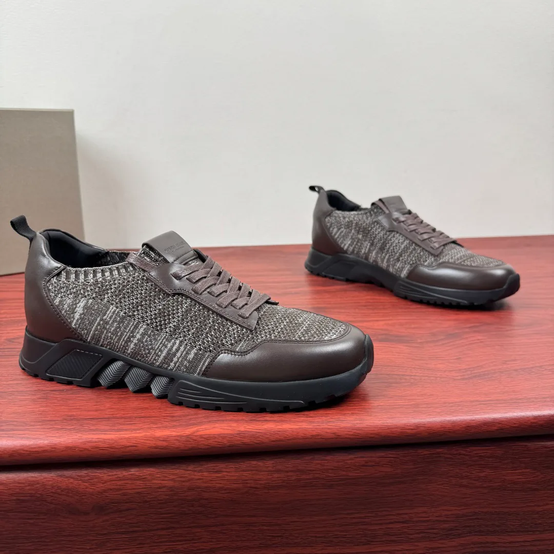 Кроссовки Мужские Armani 11917312