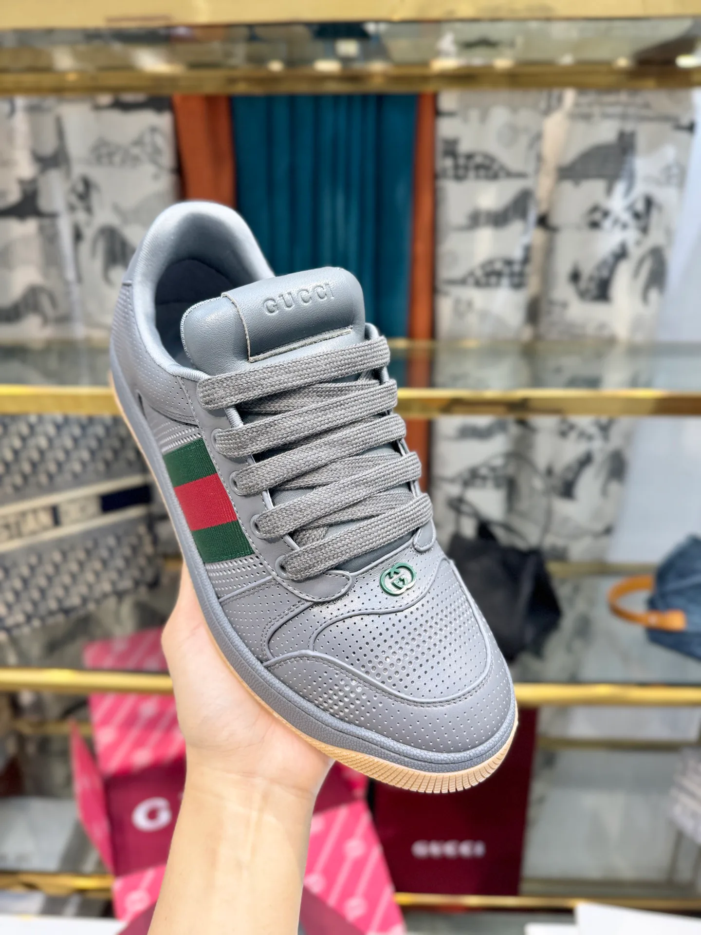 Кроссовки Женские Gucci 17946879