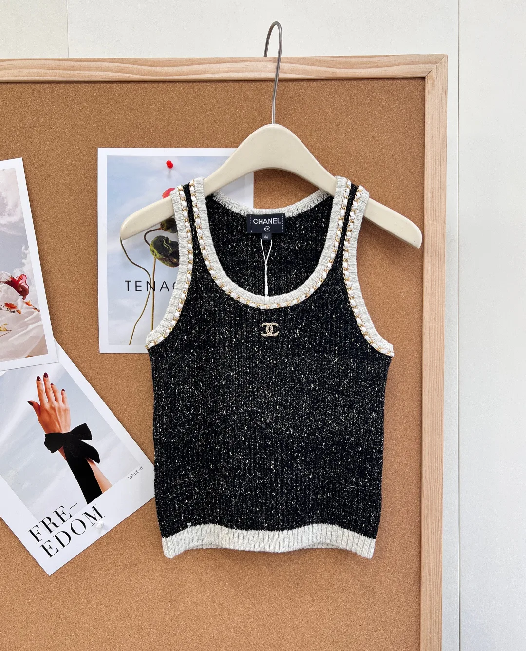 Жилеты Женские Chanel 11409510