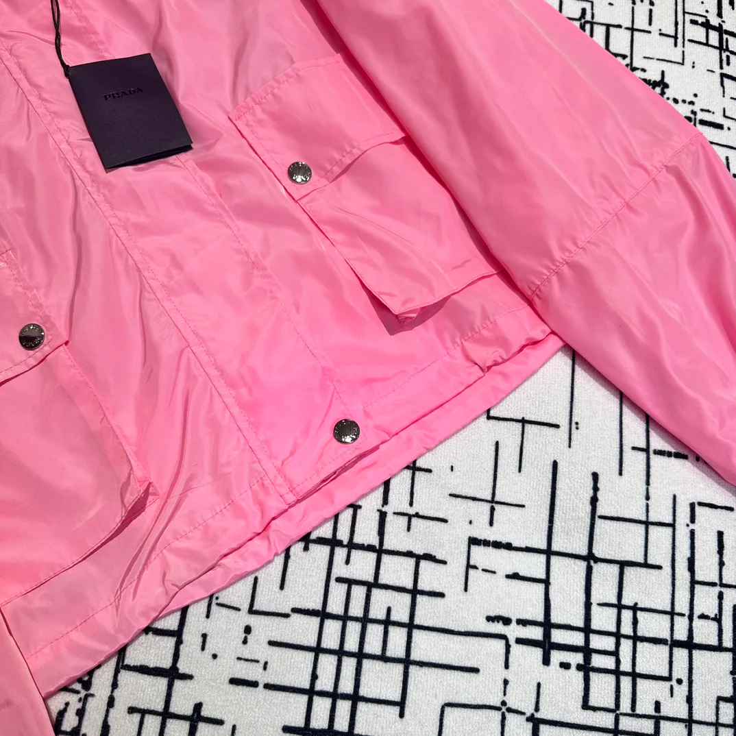Куртки И Пуховики Женские Prada 28198