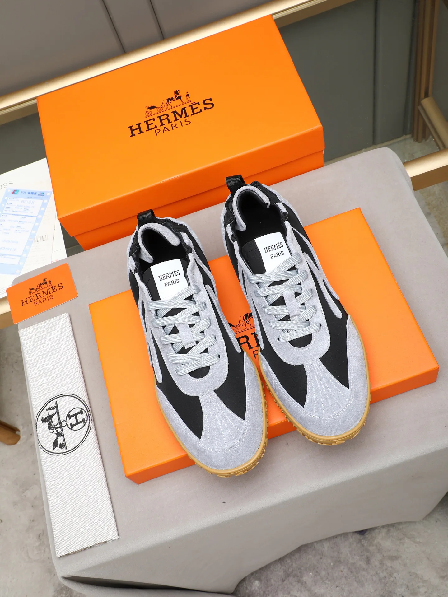 Кроссовки Женские Hermes 18531417