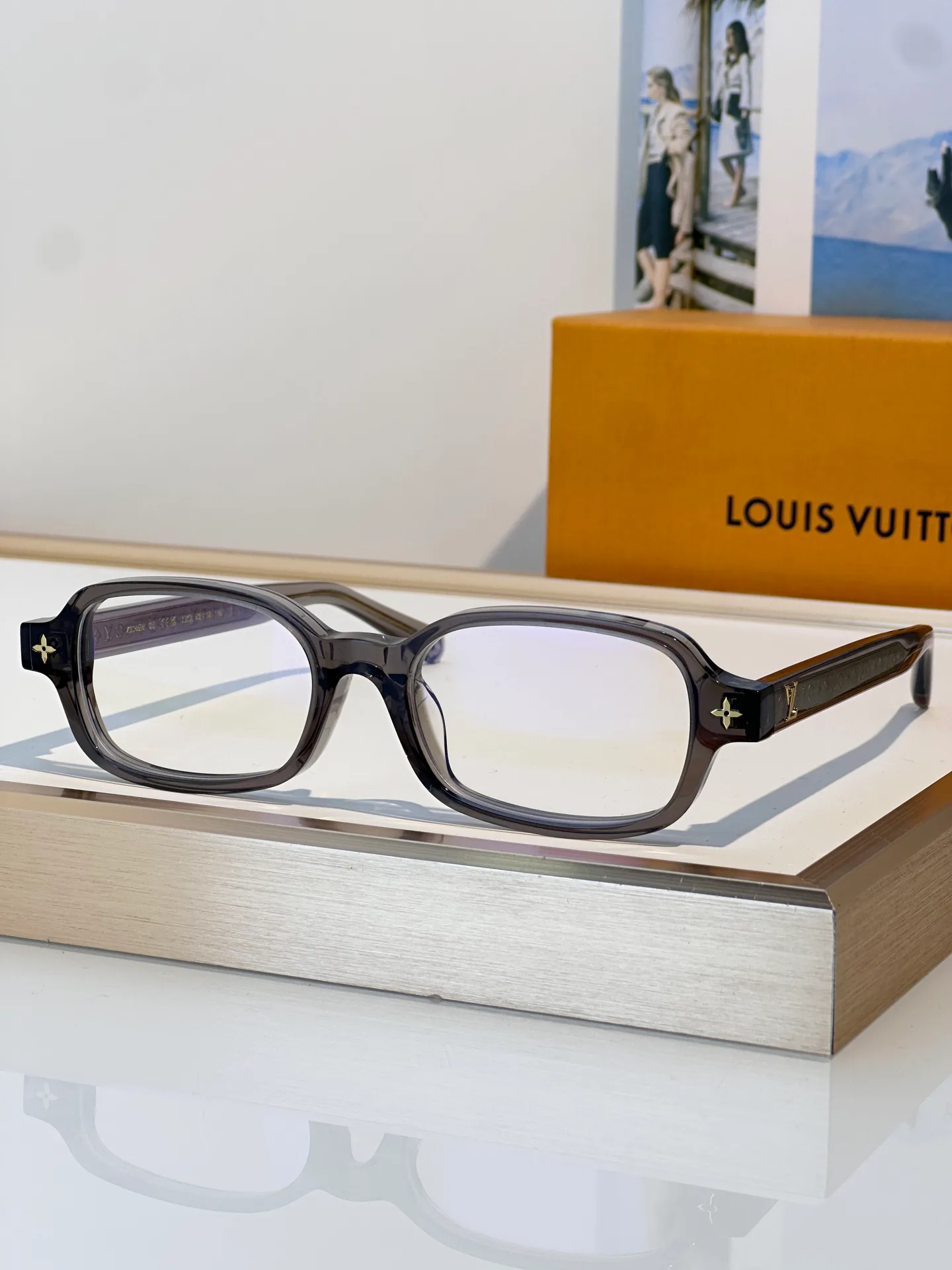 Очки Louis Vuitton 6631089