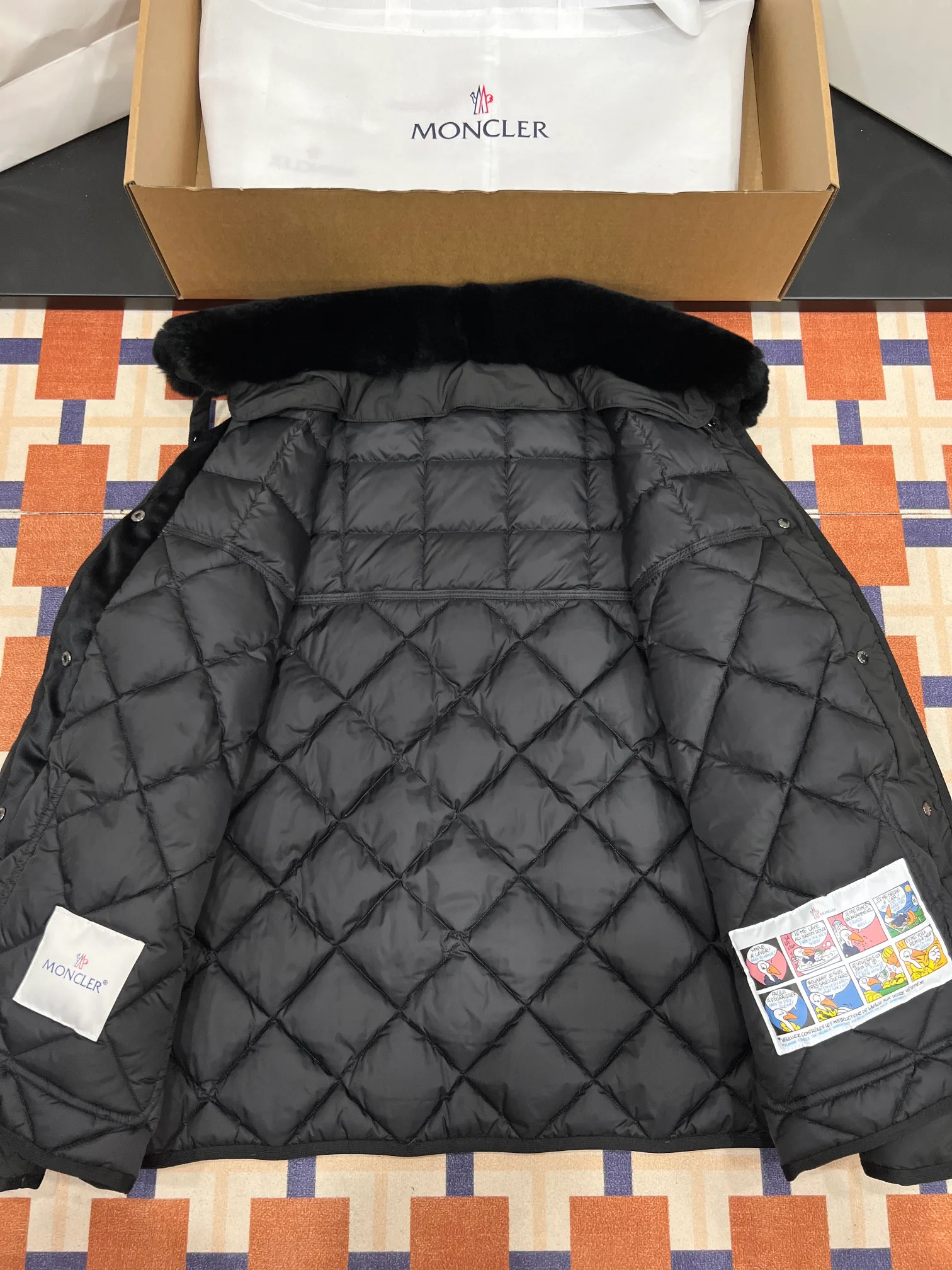 Куртки И Пуховики Женские Moncler 194825