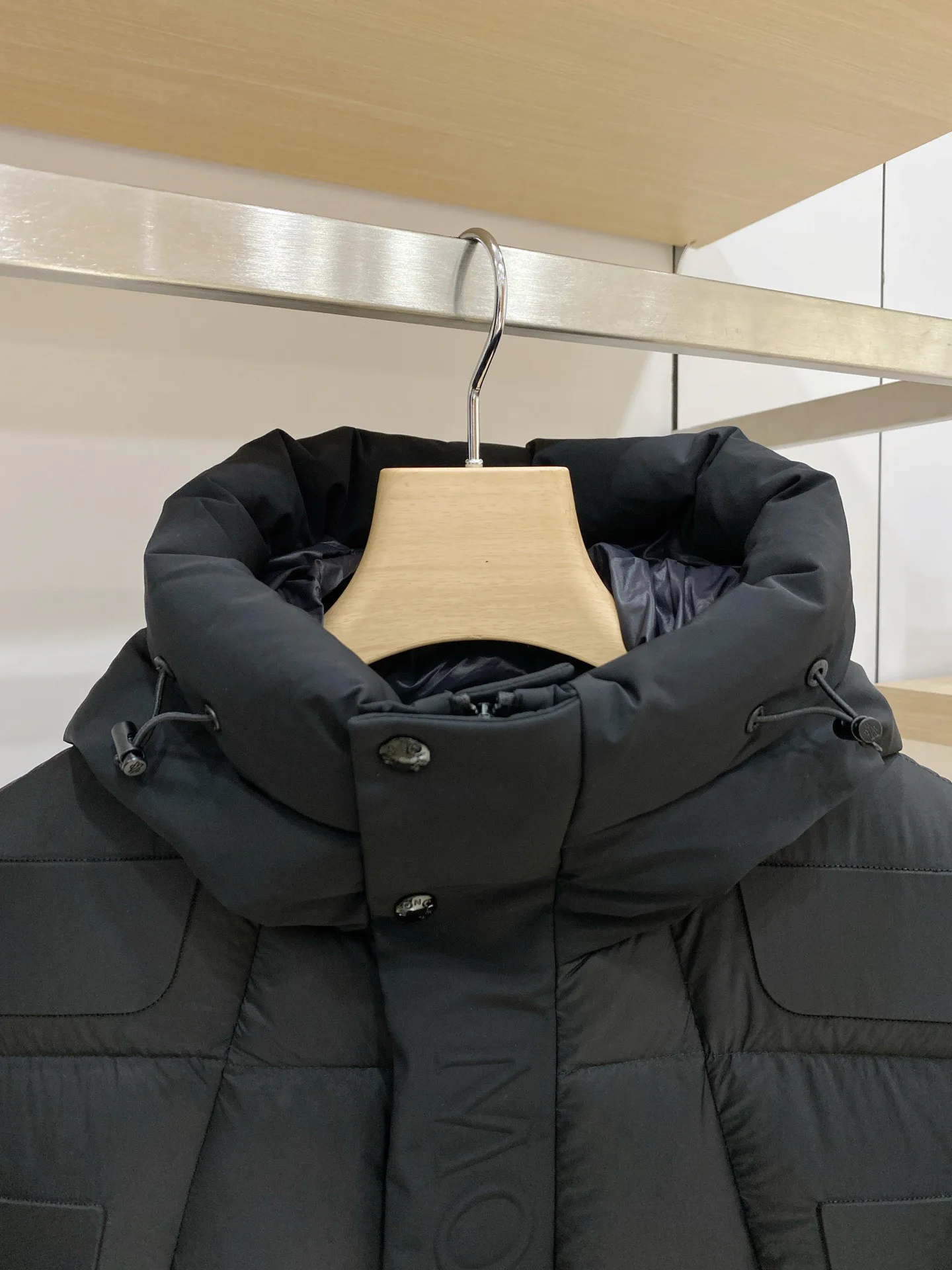 Куртки И Пуховики Женские Moncler 18284763