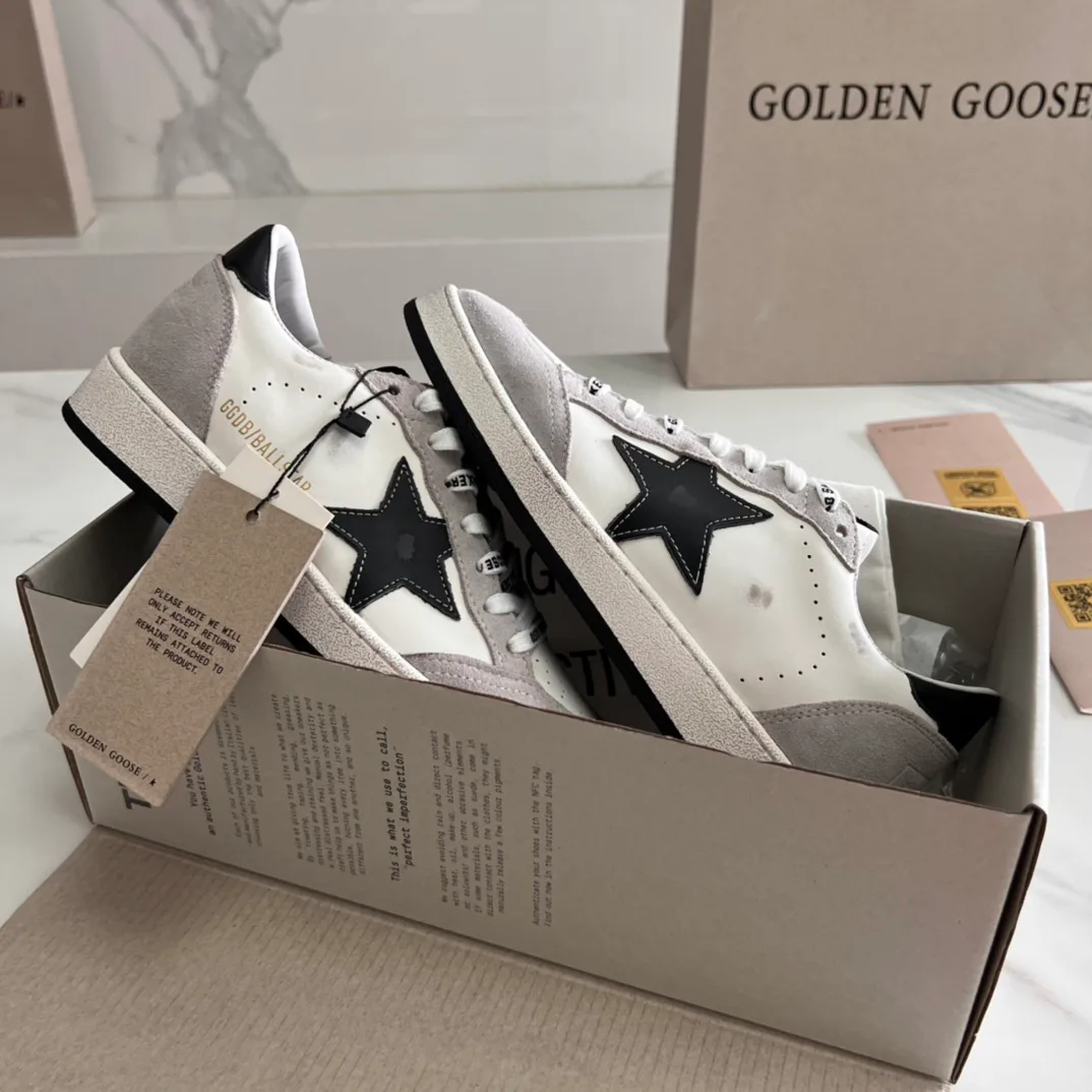 Кроссовки Женские Golden Goose 16995677