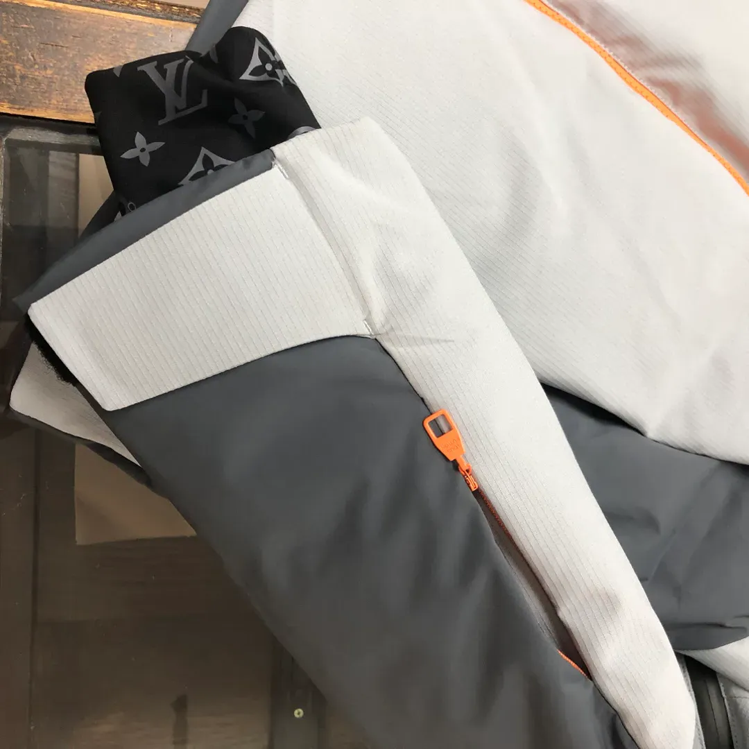 Куртки И Пуховики Мужские Louis Vuitton 171104