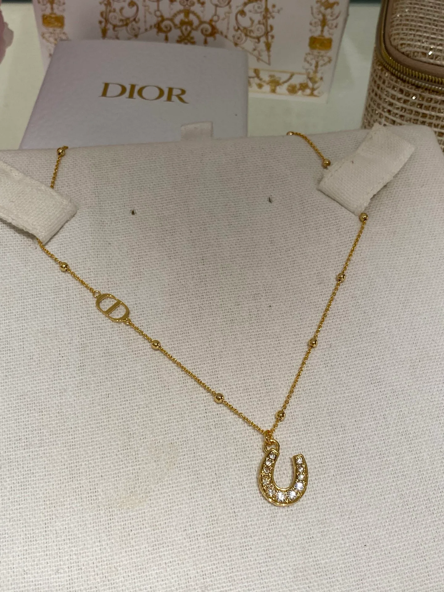 Бижутерия Christian Dior 18070300