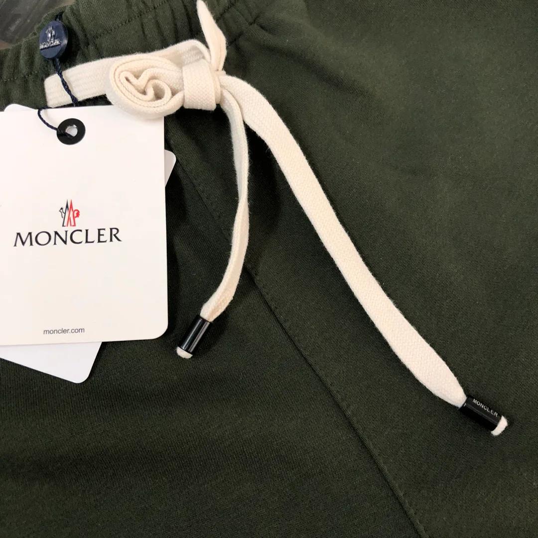 Шорты Женские Moncler 11615939