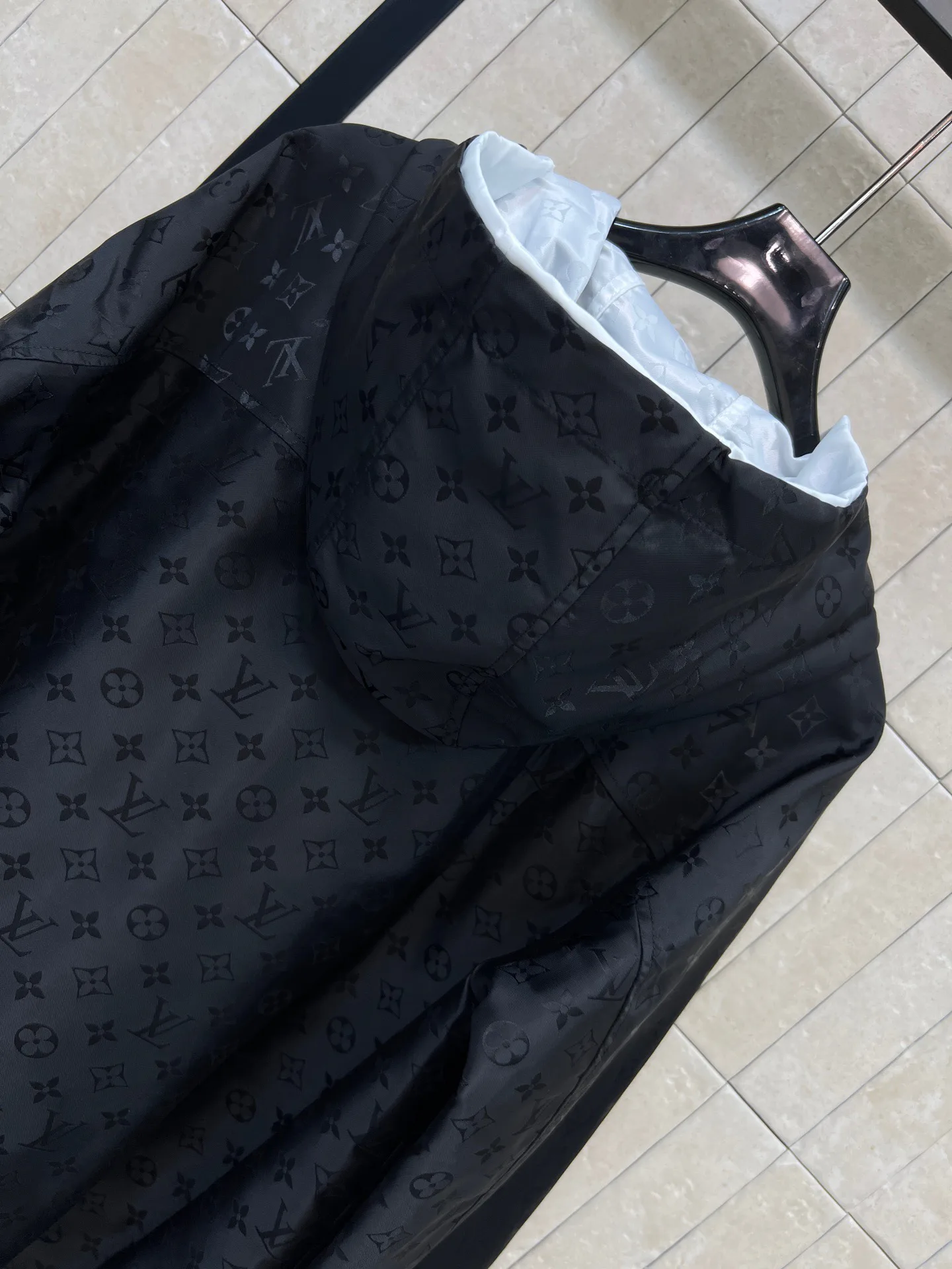Куртки И Пуховики Женские Louis Vuitton 20092568