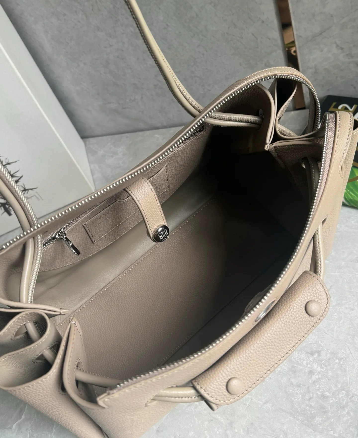 Классические Сумки Женские Loewe 17551248