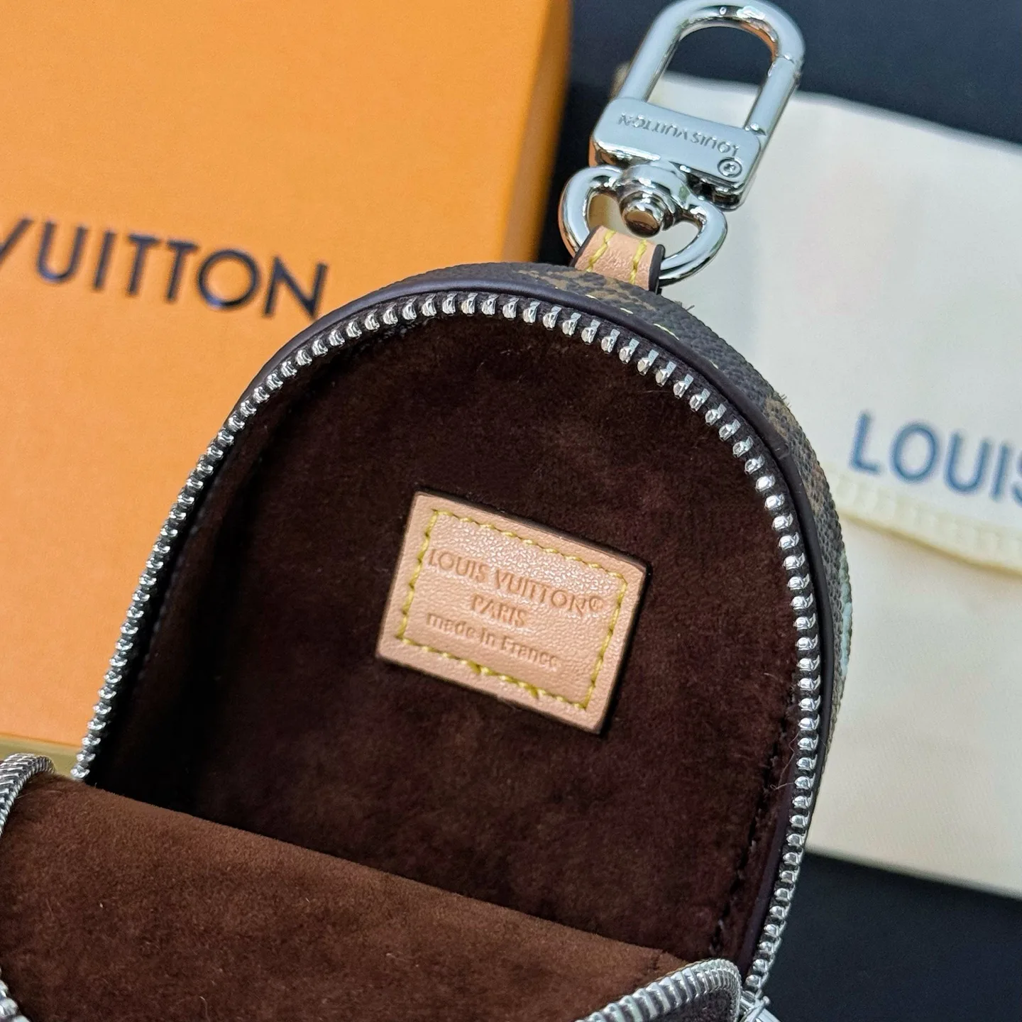 Клатчи Женские Louis Vuitton 13271459
