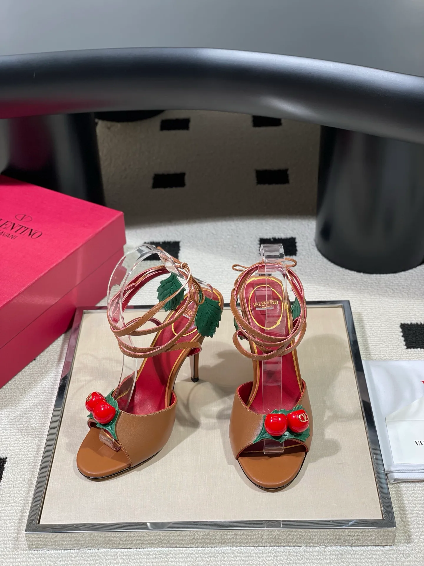 Босоножки Женские Valentino 13189670