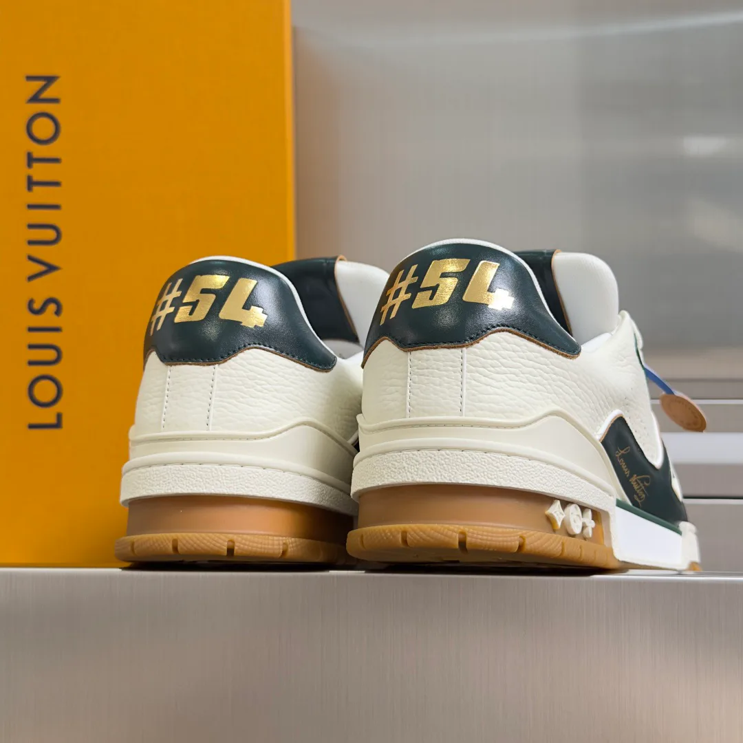 Кроссовки Женские Louis Vuitton 11907234