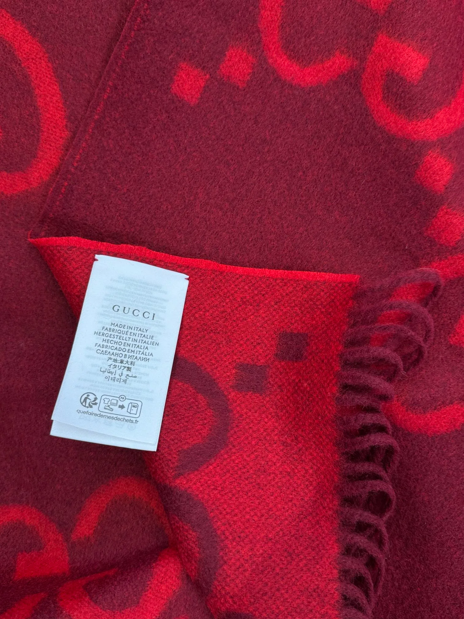 Шарфы Gucci 17935950