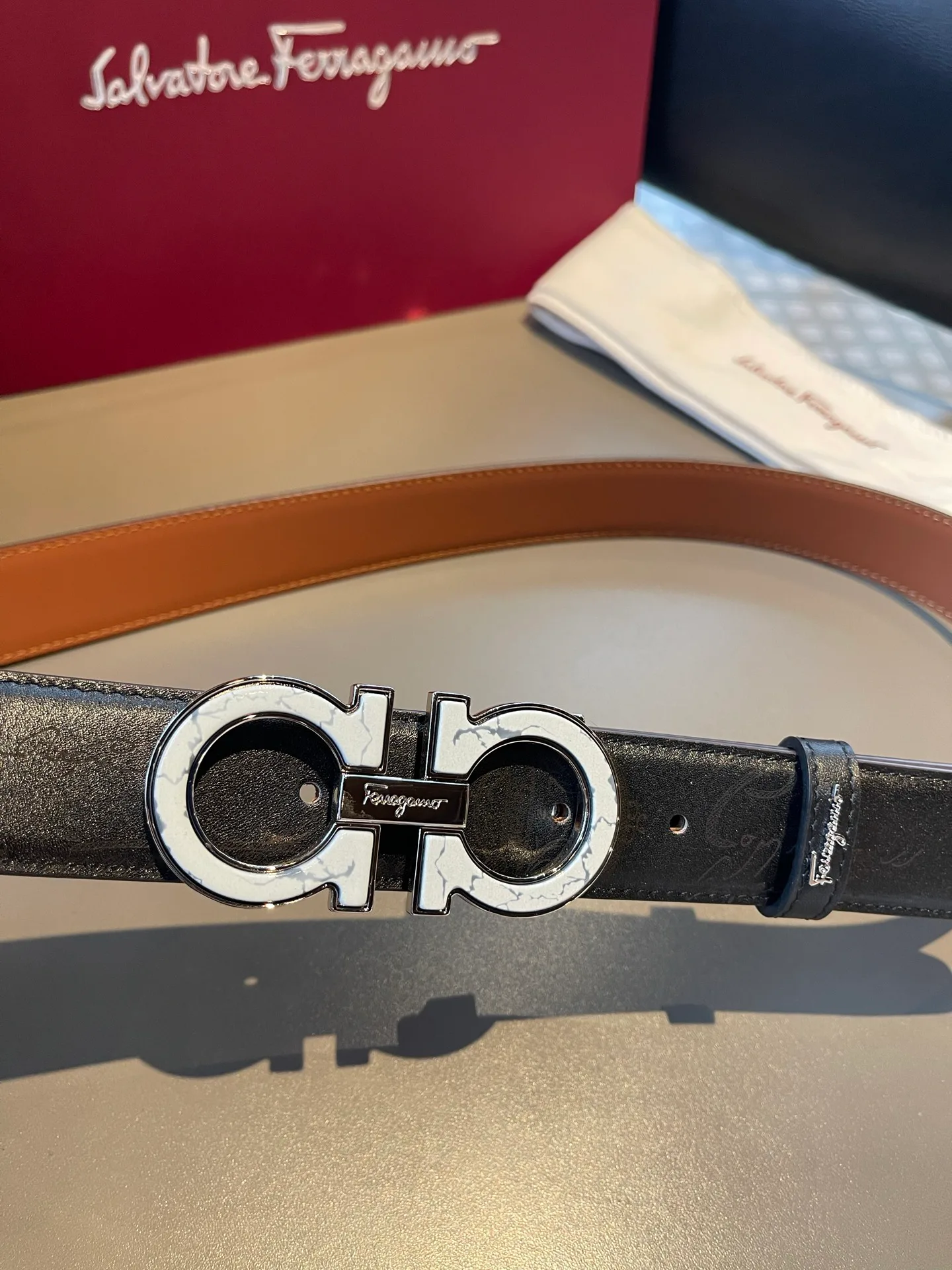 Поясные Сумки Женские Salvatore Ferragamo 11565786