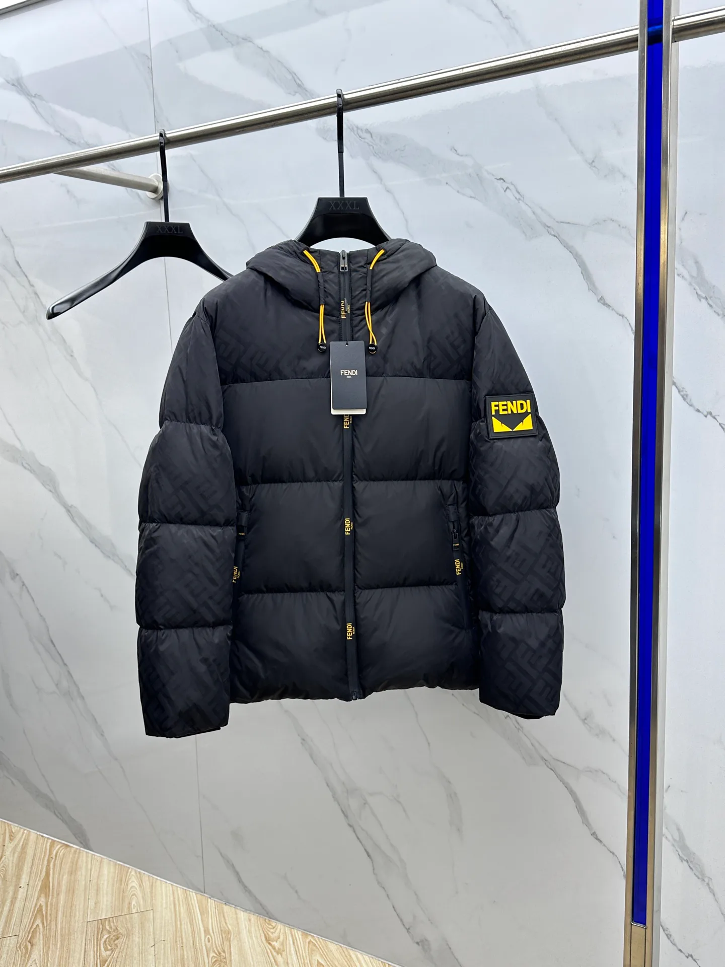 Куртки И Пуховики Мужские Fendi 392513