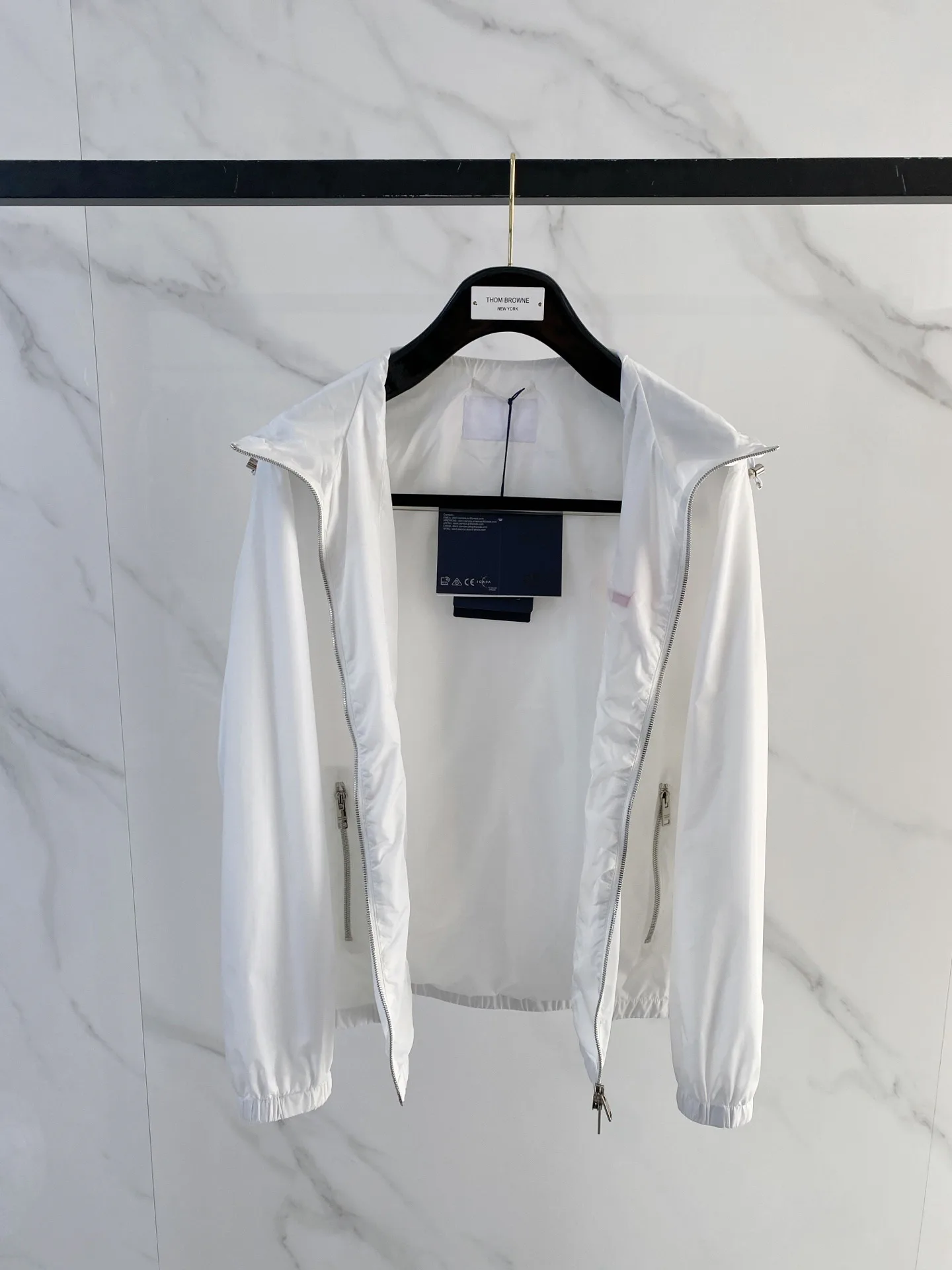 Куртки И Пуховики Мужские Prada 11664812