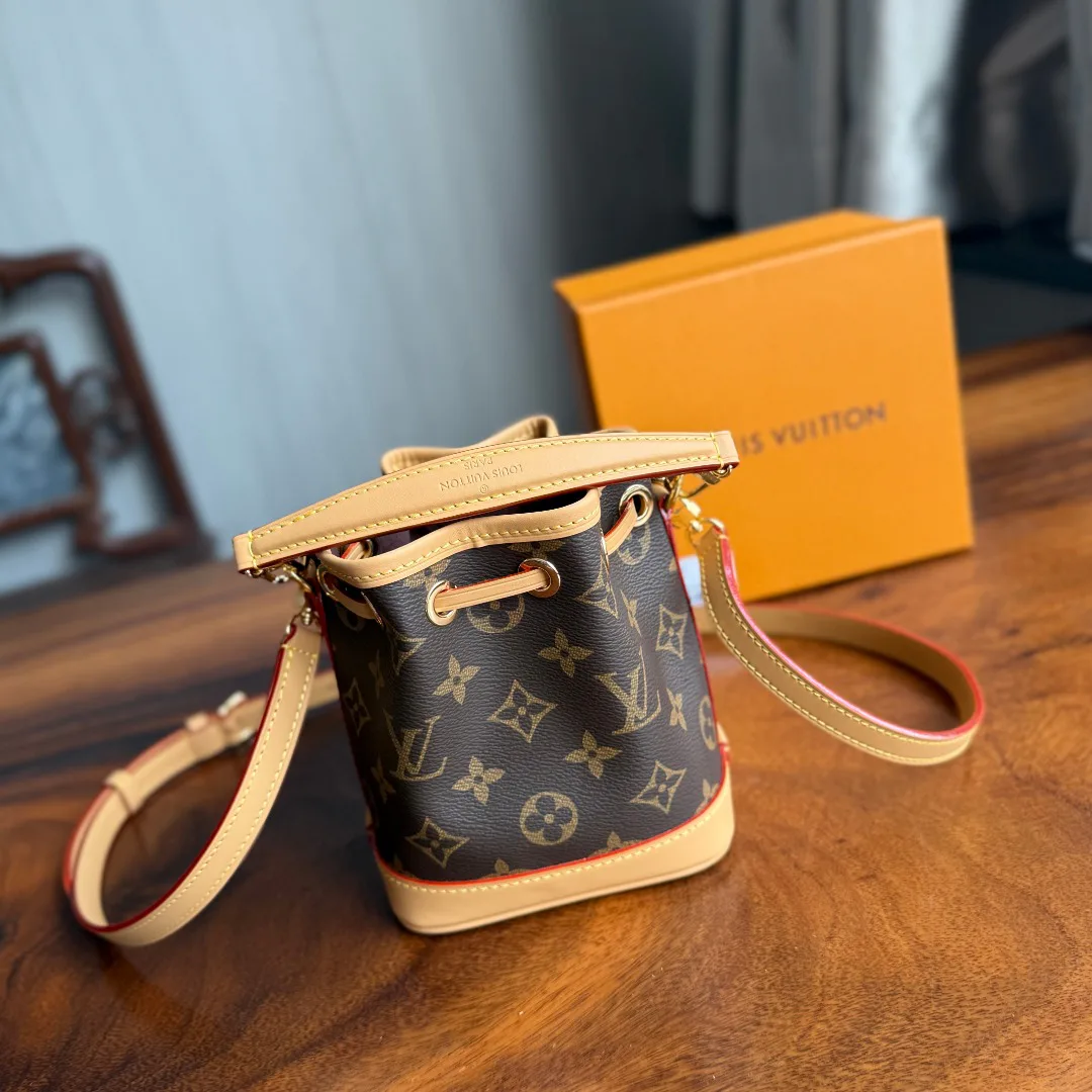 Сумки На Ремне Женские Louis Vuitton 724016