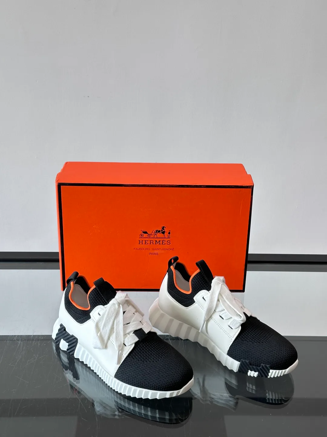 Кроссовки Женские Hermes 77597