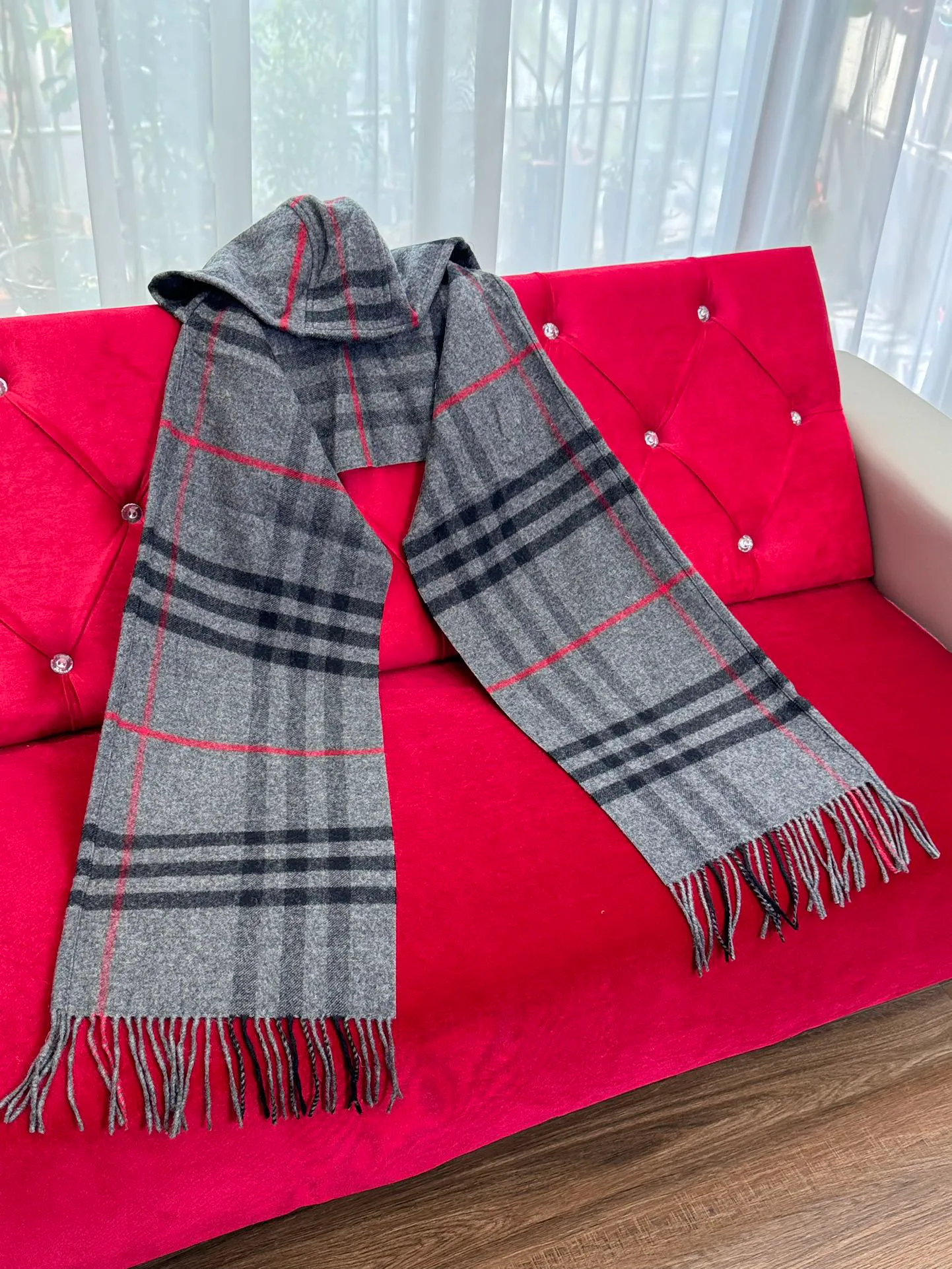 Шарфы Burberry 18287602