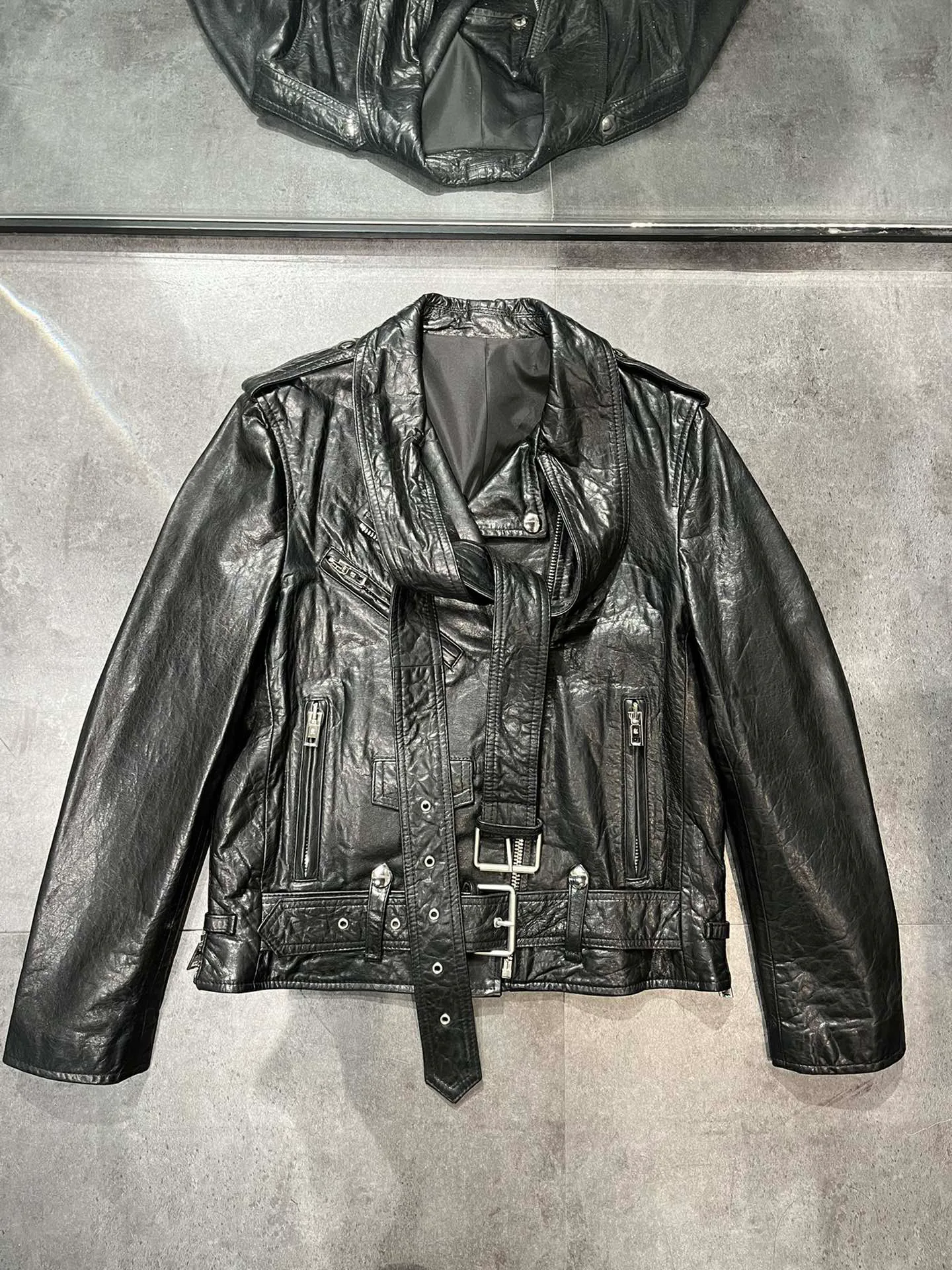 Кожаные Куртки И Дублёнки Женские Alexander Mcqueen 10088542