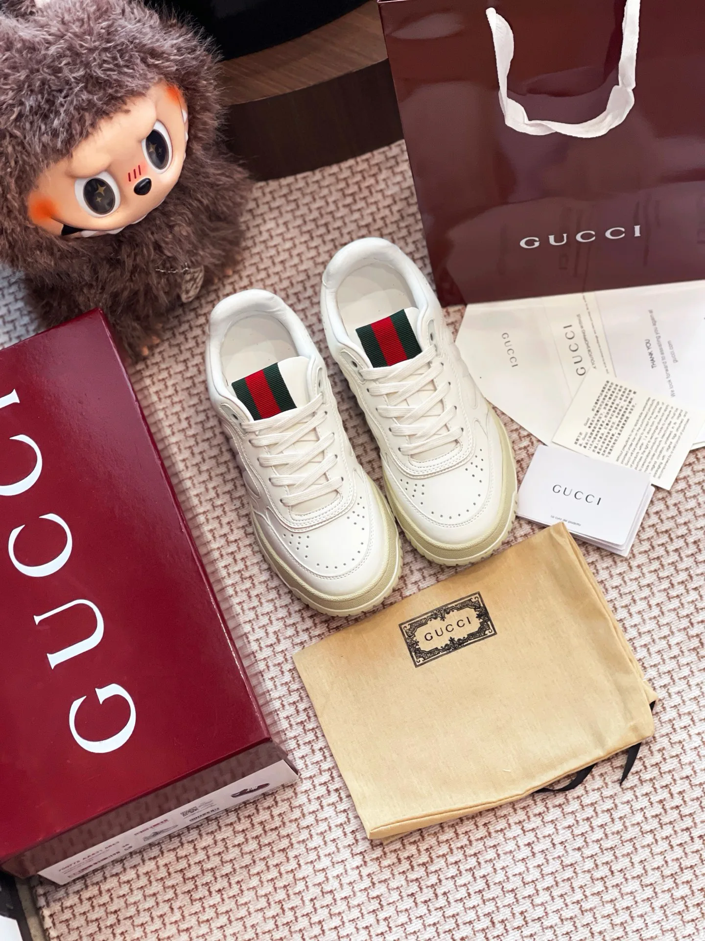 Кроссовки Женские Gucci 10477210