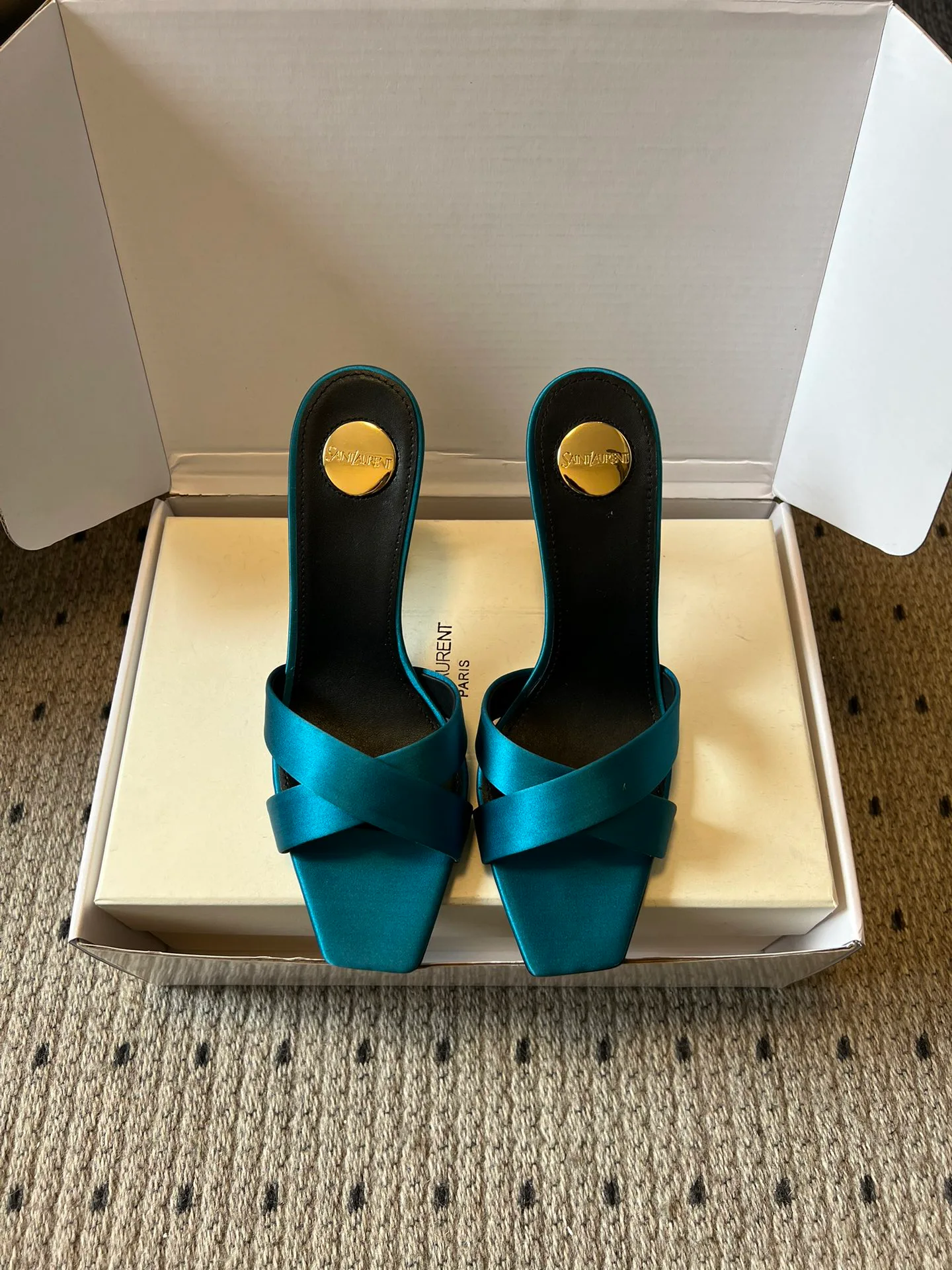 Босоножки Женские Saint Laurent 10835498