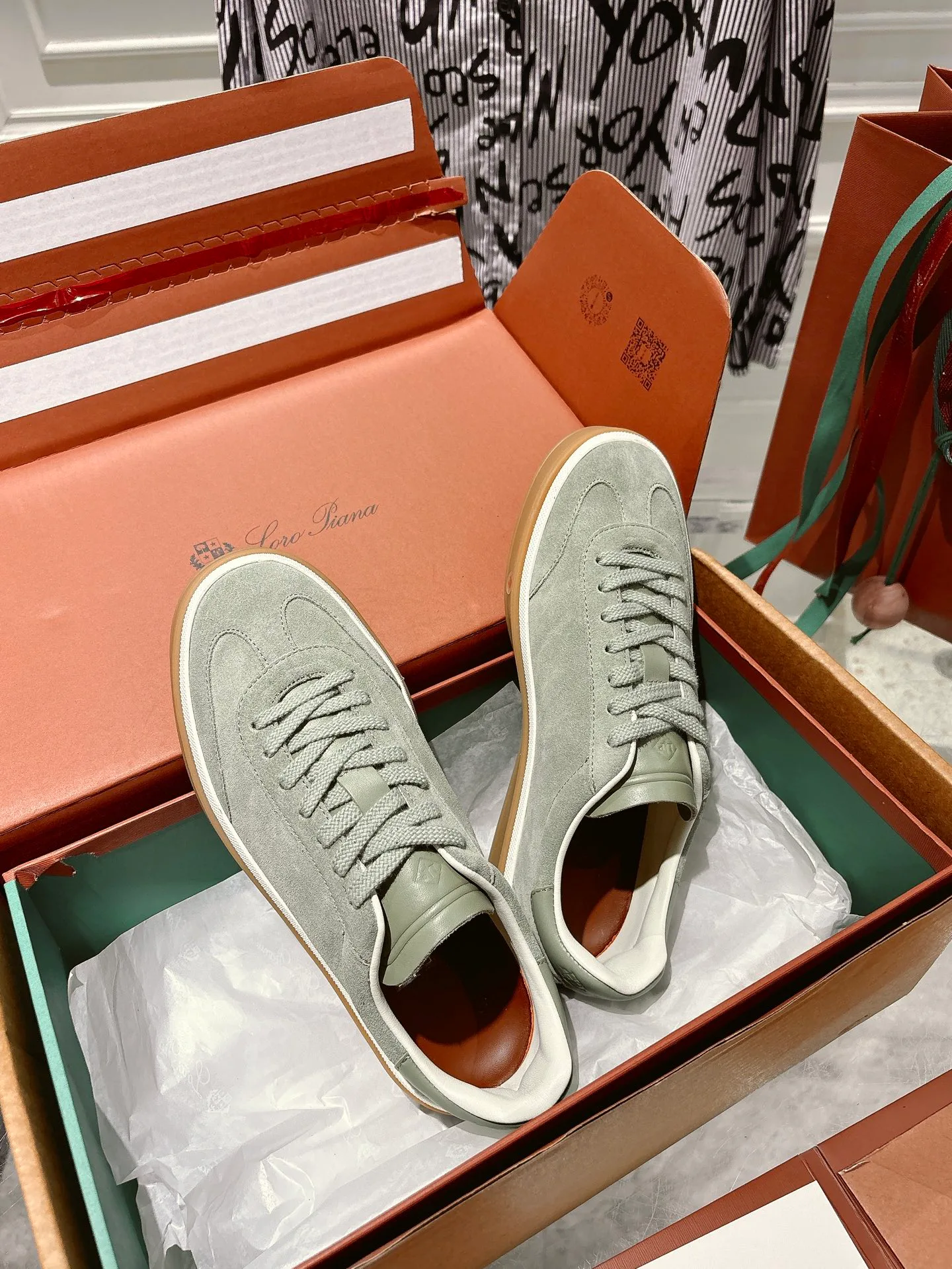 Кроссовки Женские Loro Piana 979499